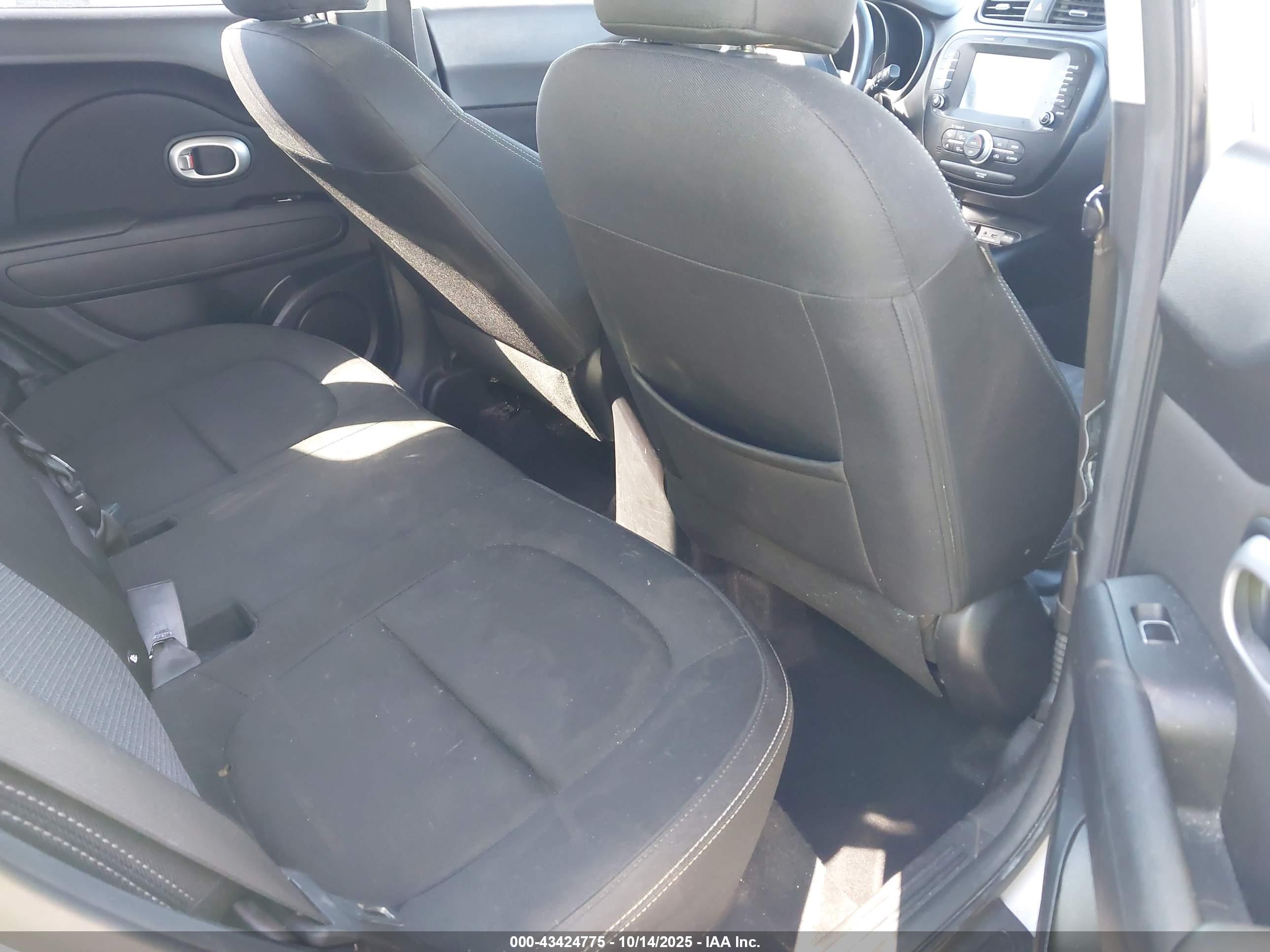 KIA SOUL image 8