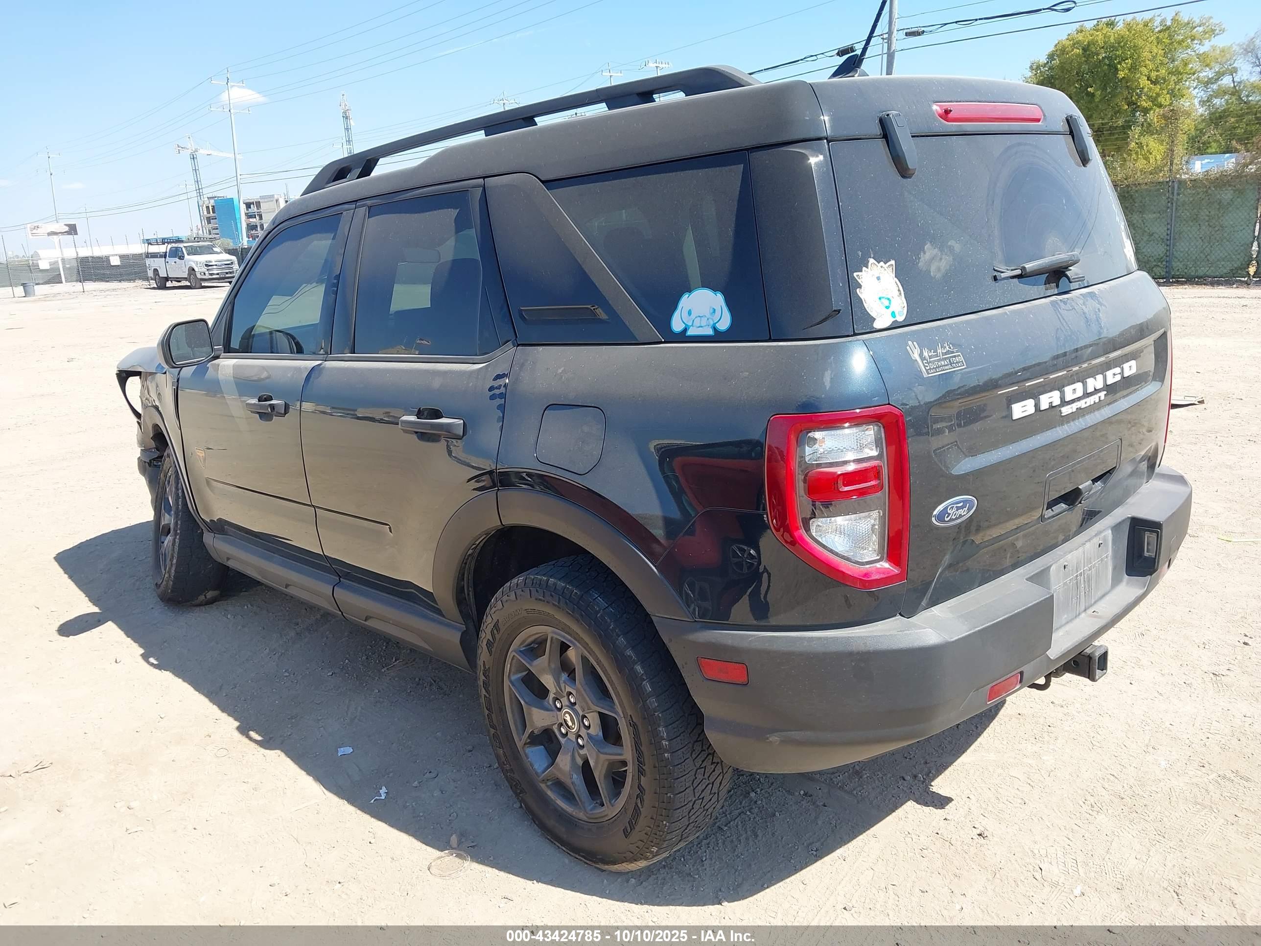 FORD BRONCO image 3