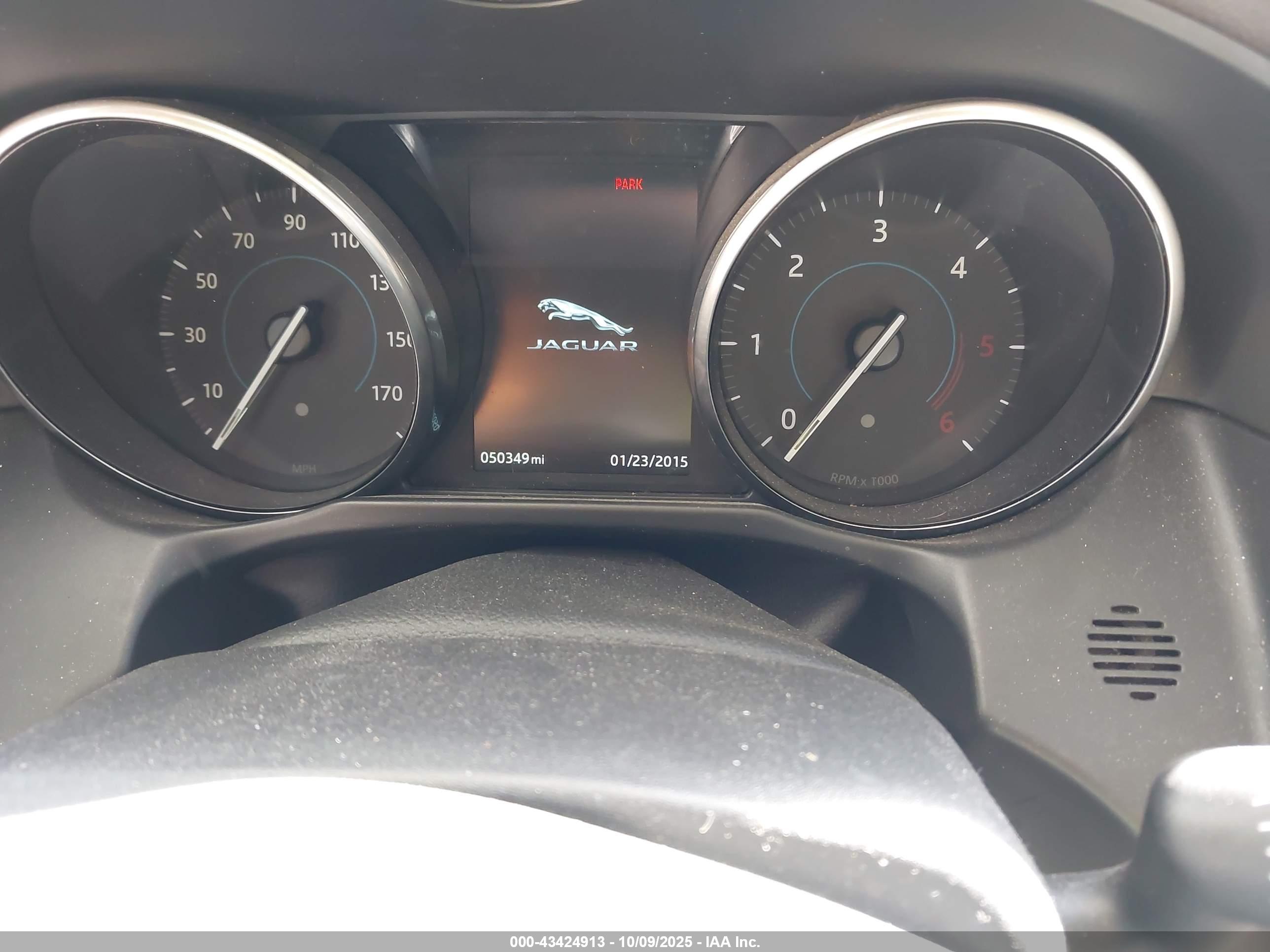 JAGUAR XF image 7