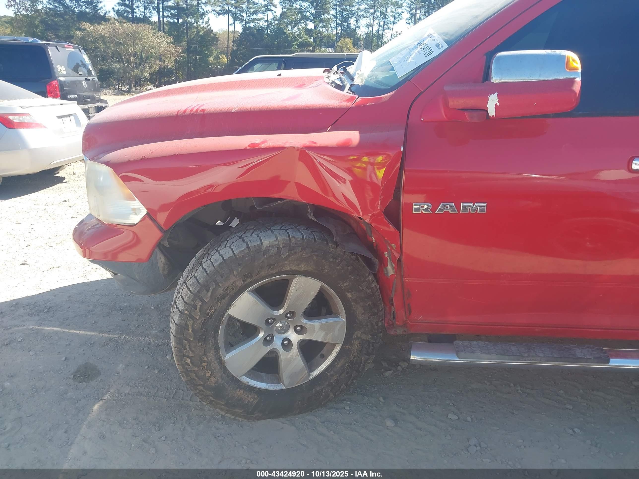 DODGE RAM image 6