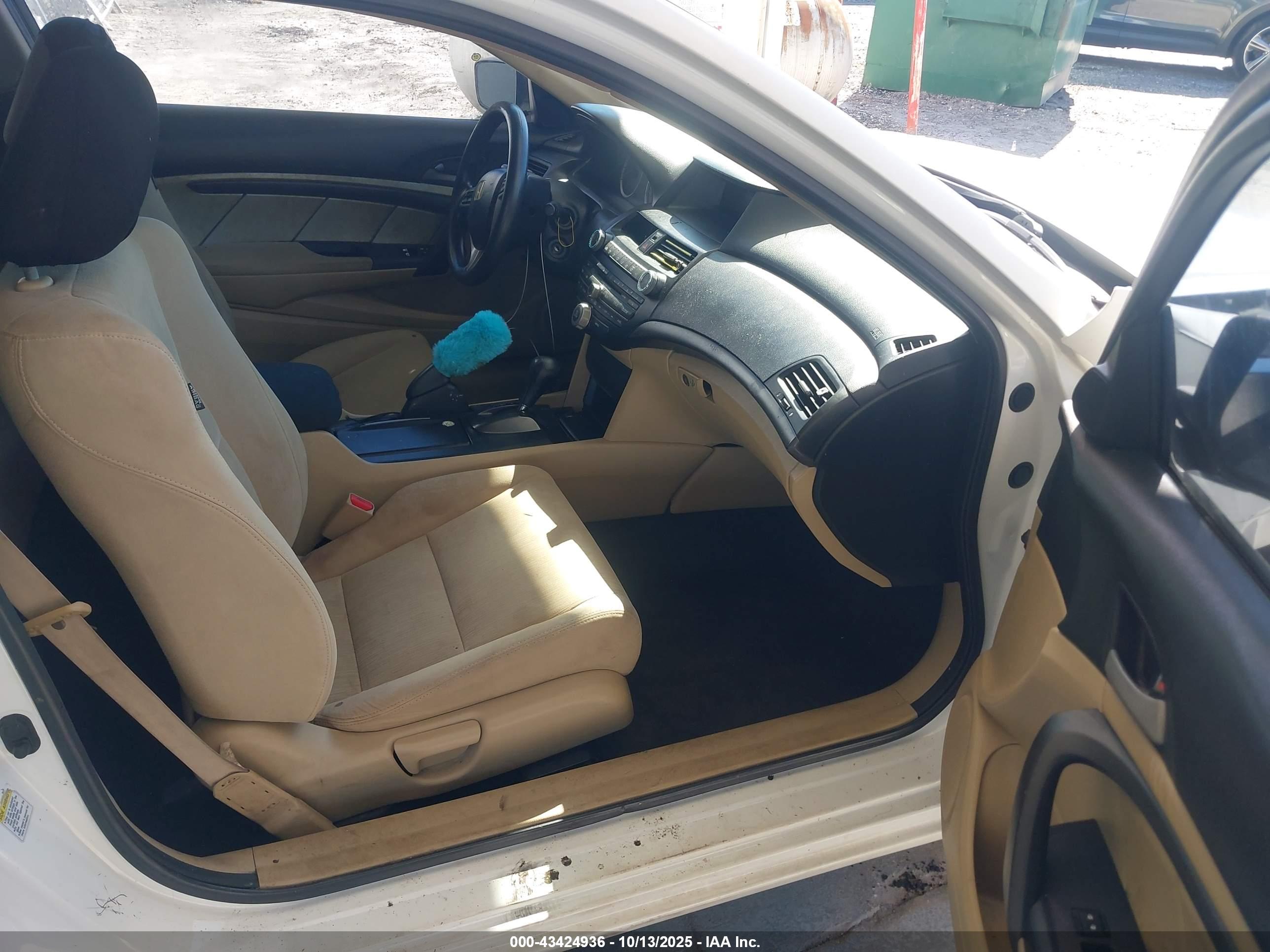 HONDA ACCORD image 5