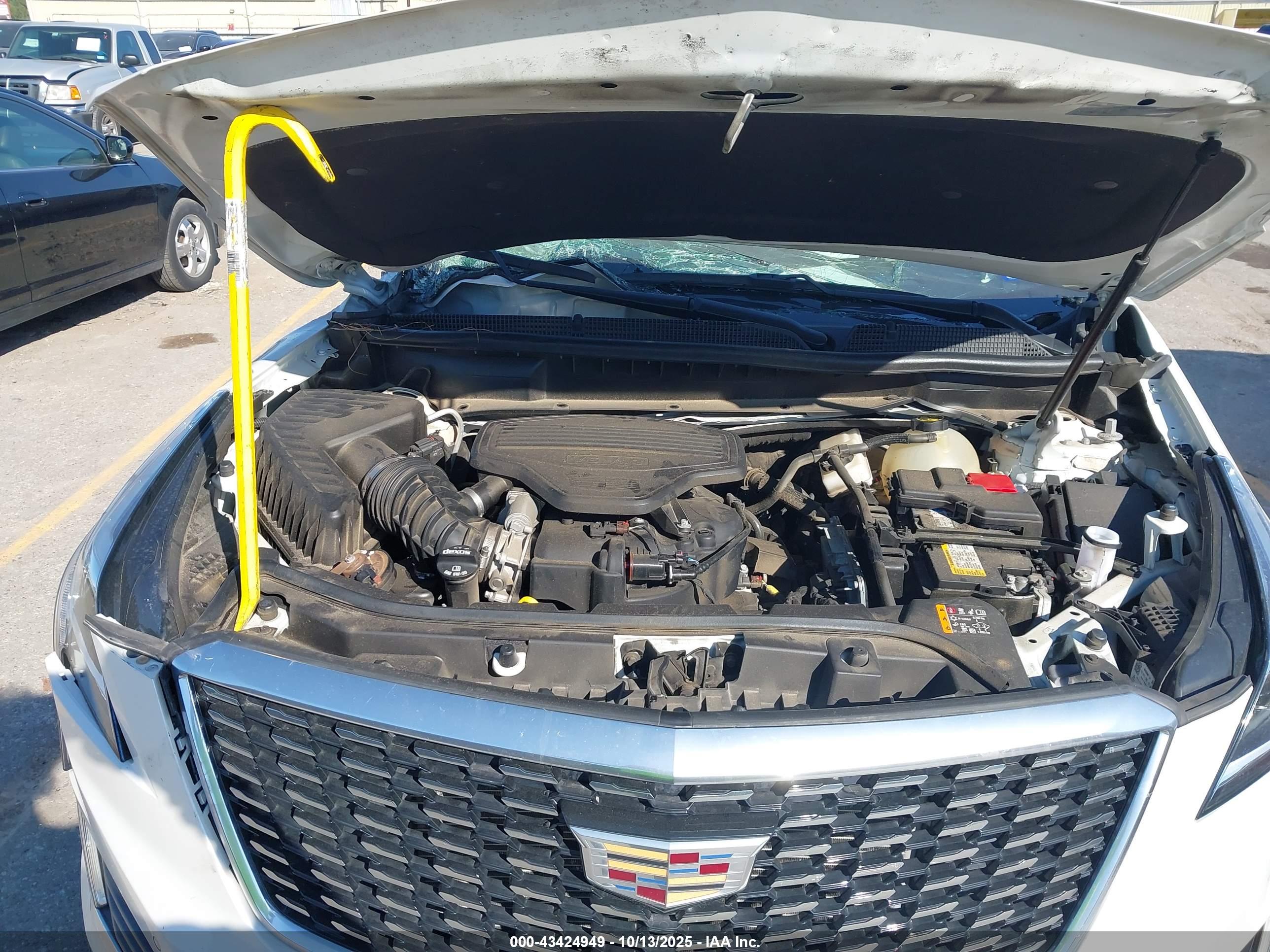 CADILLAC XT5 image 10
