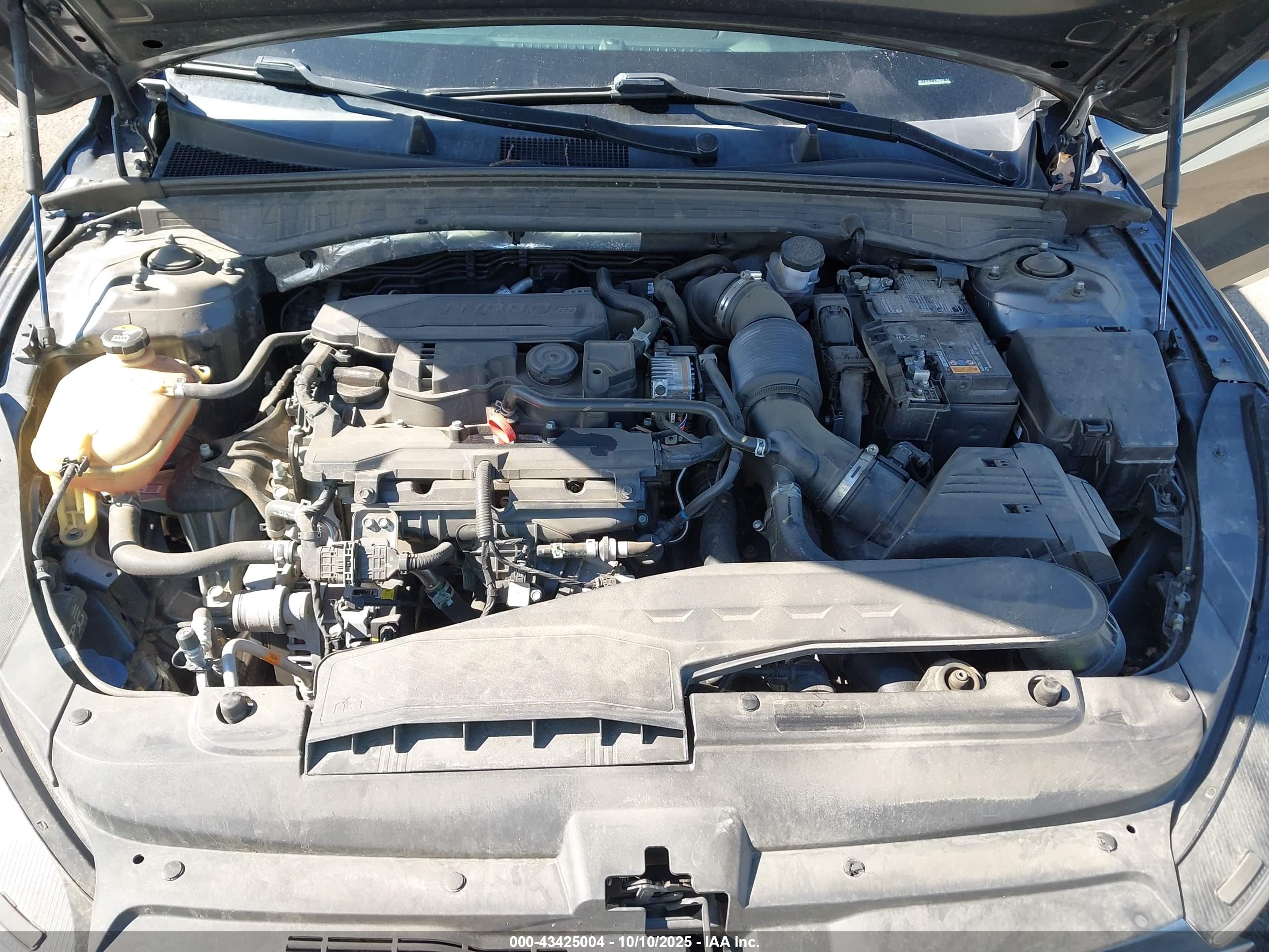 KIA K5 image 10