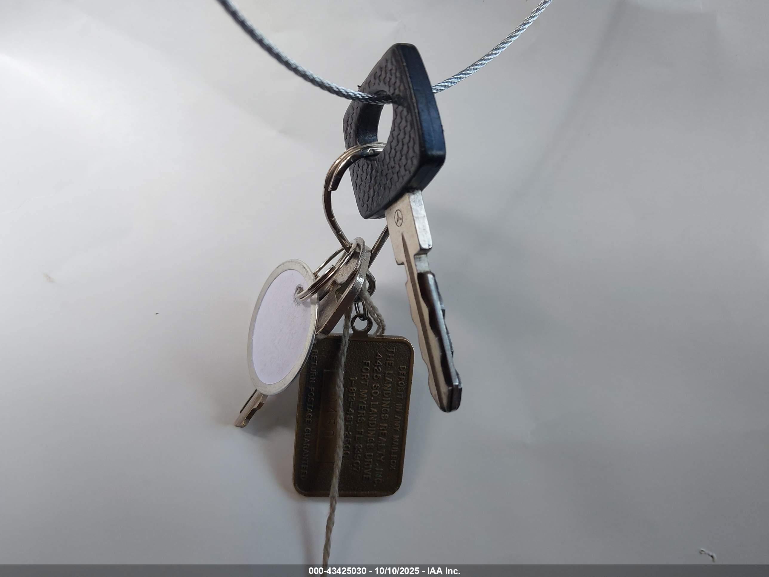 MERCEDES BENZ image 11