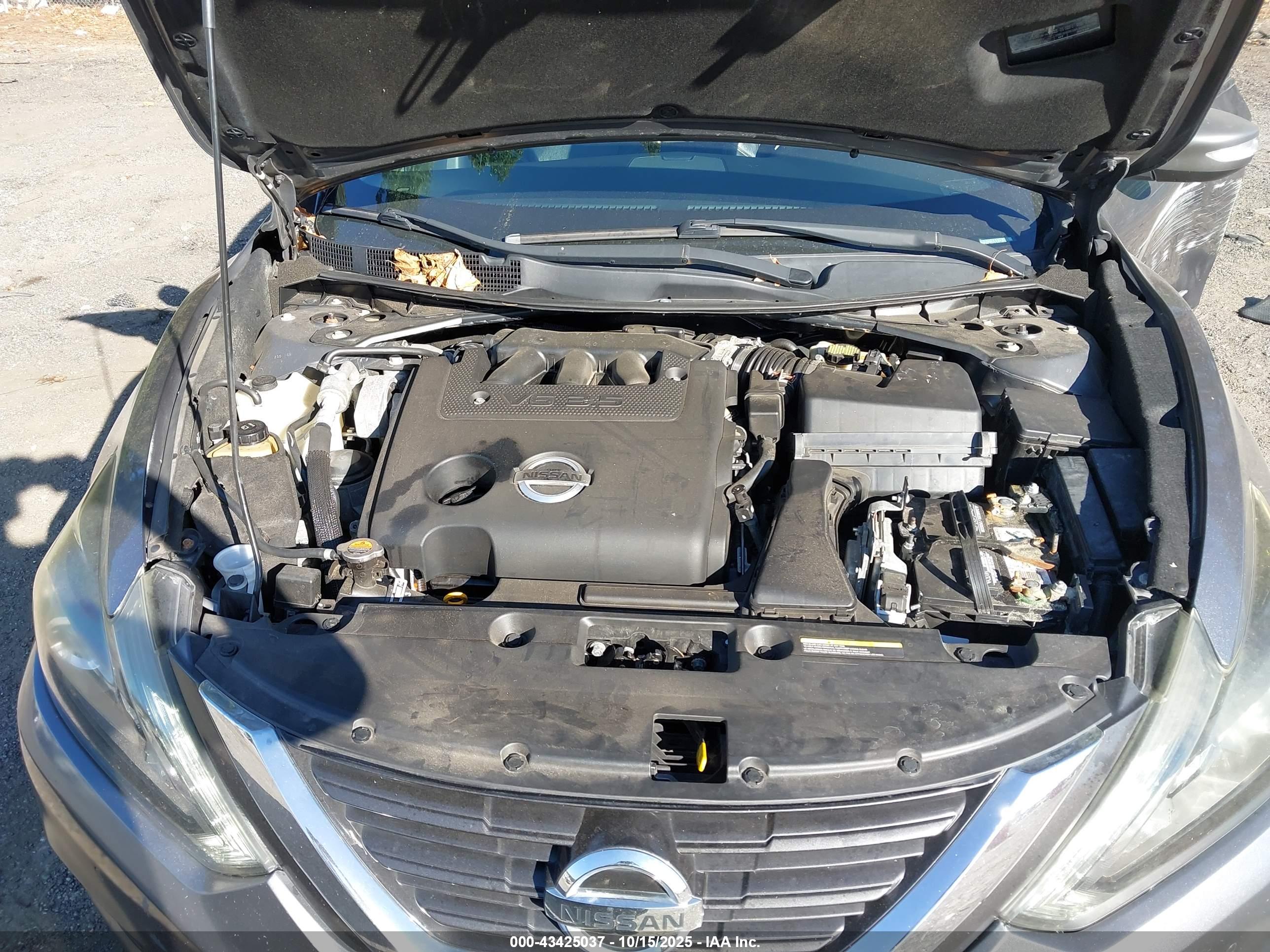NISSAN ALTIMA image 10