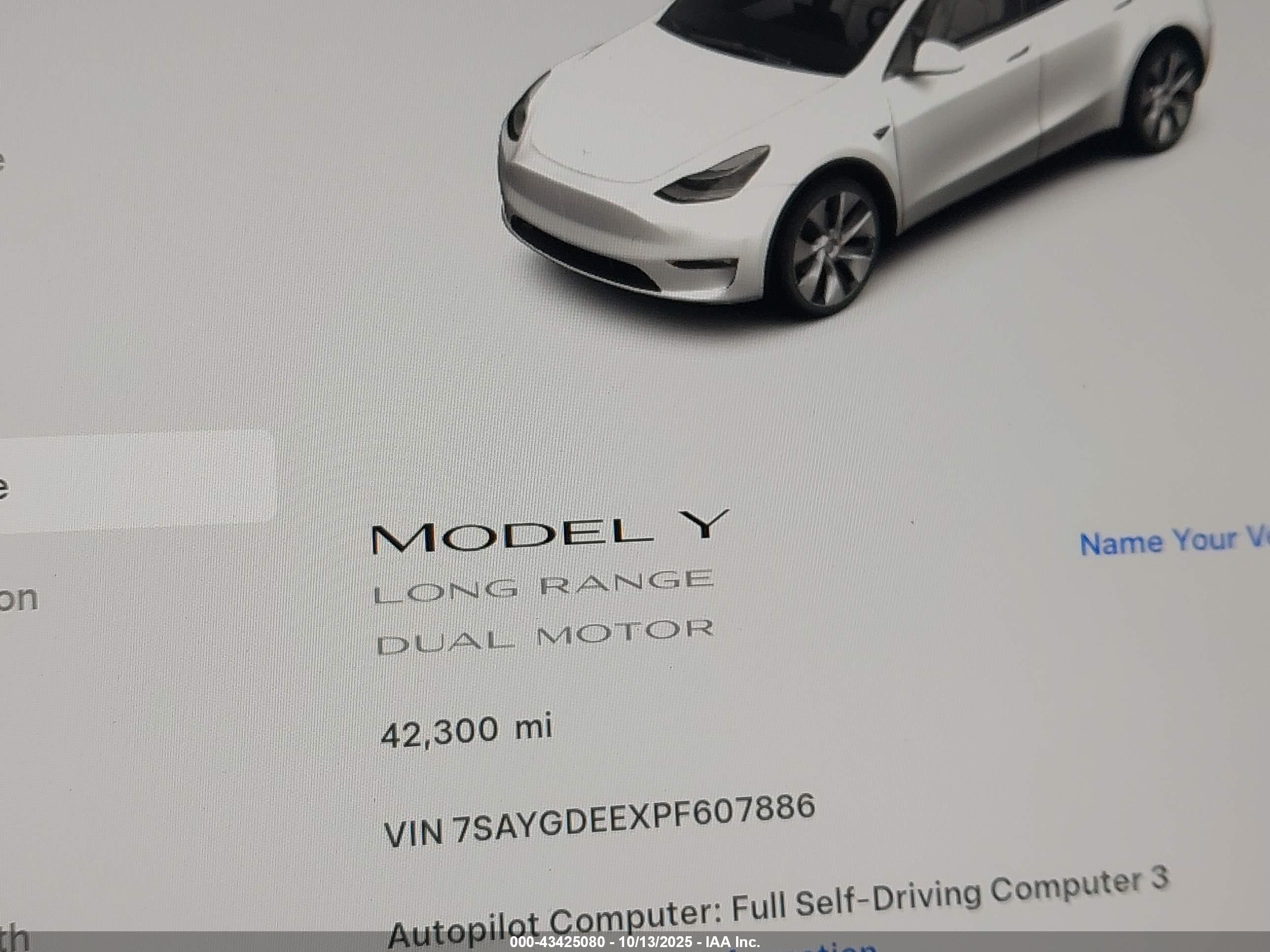 TESLA MODEL image 7