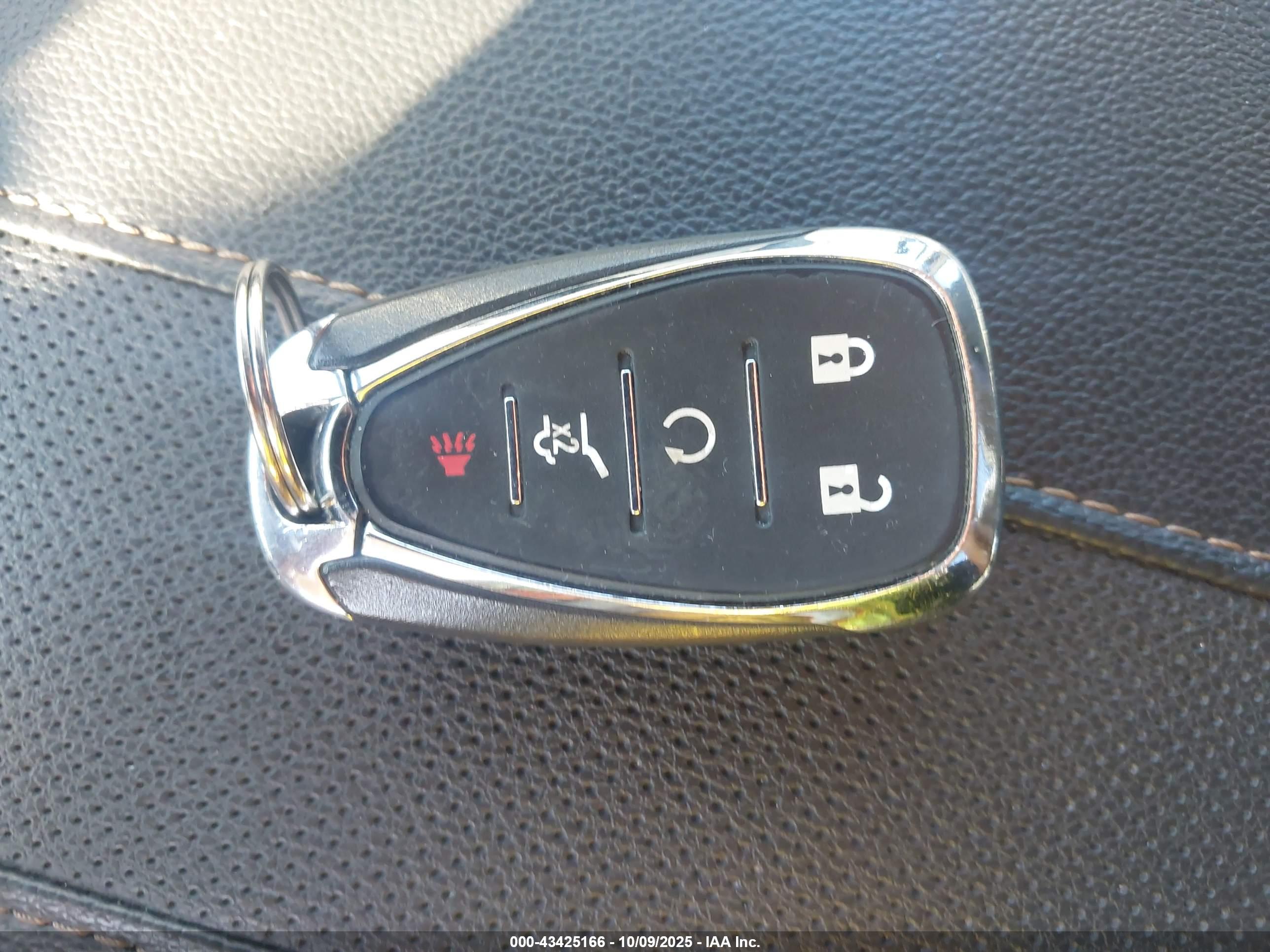 CHEVROLET TRAVERSE image 11