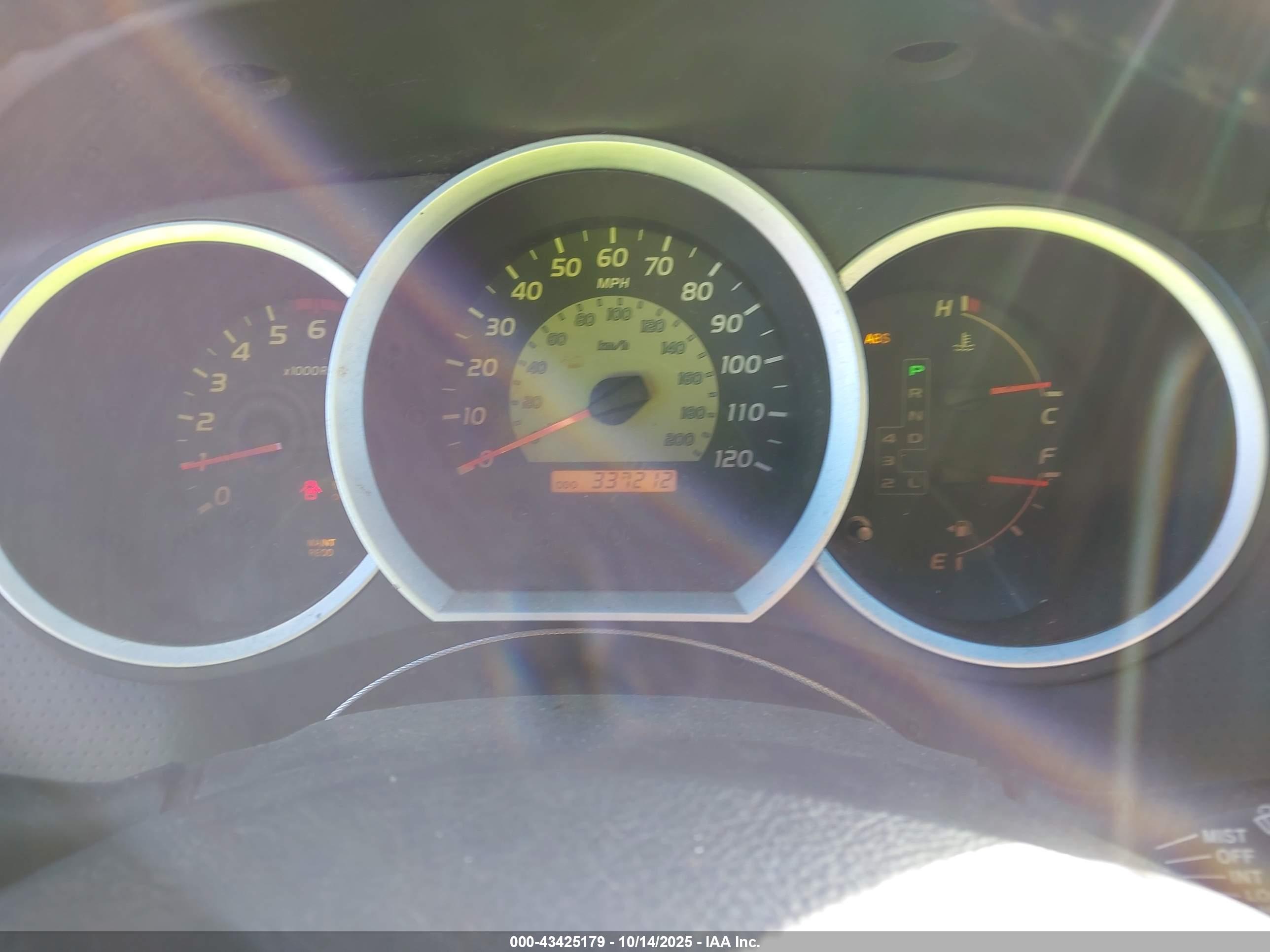 TOYOTA TACOMA image 7