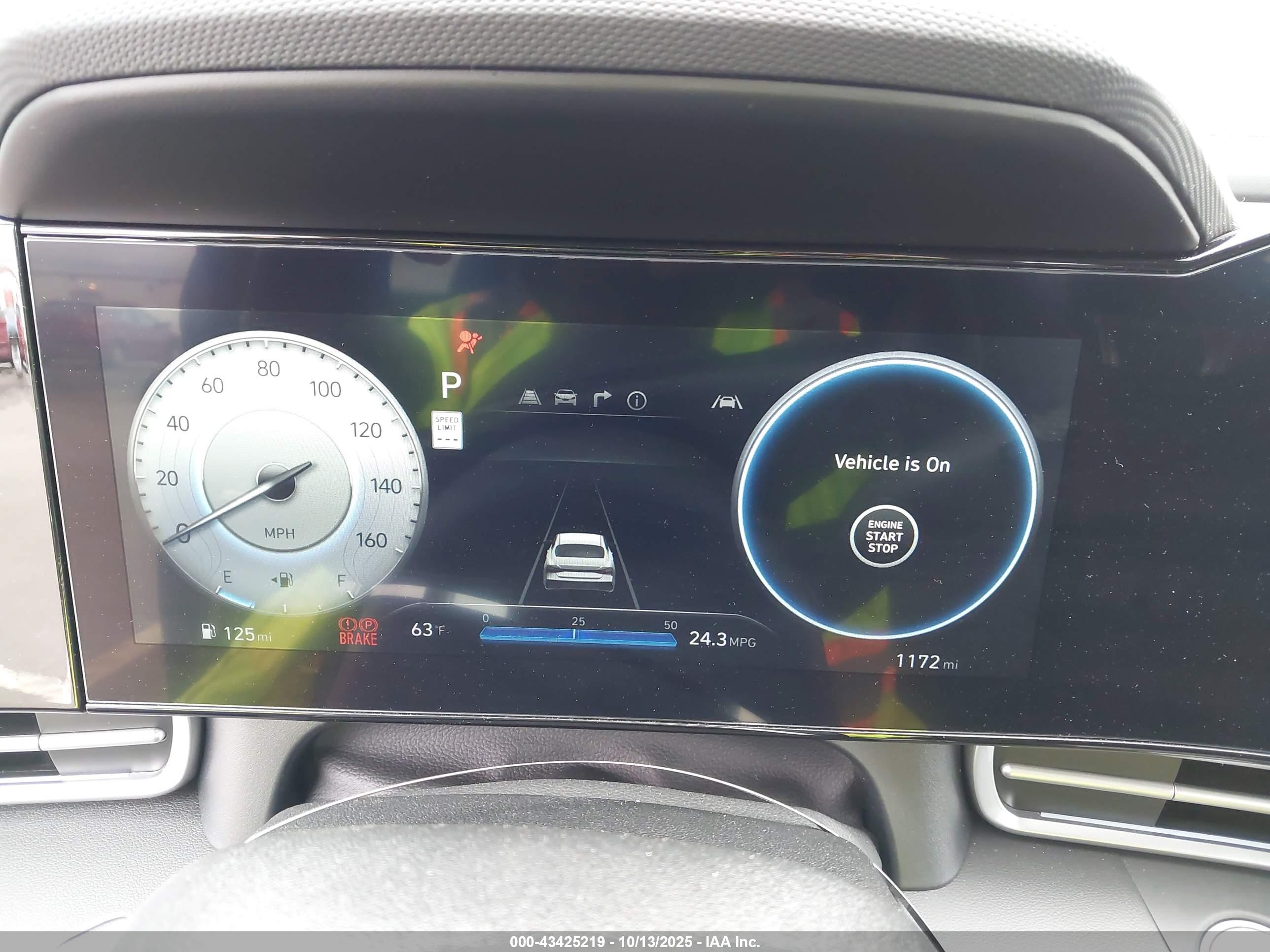 HYUNDAI ELANTRA image 7