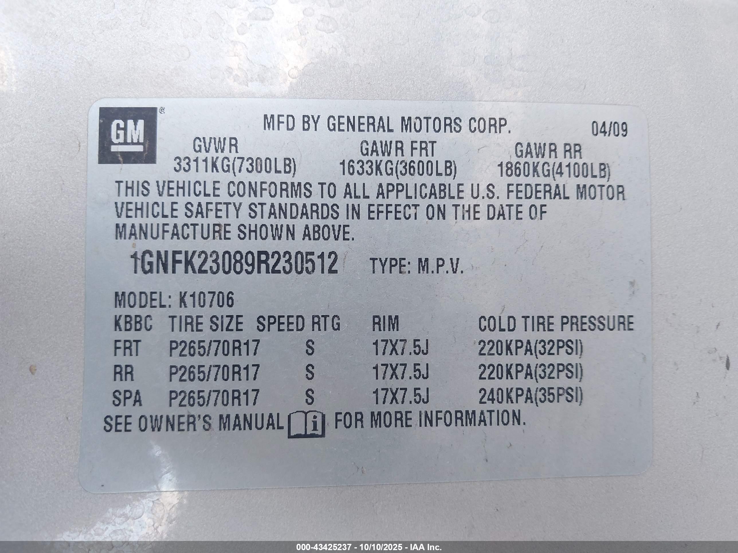 CHEVROLET TAHOE image 9
