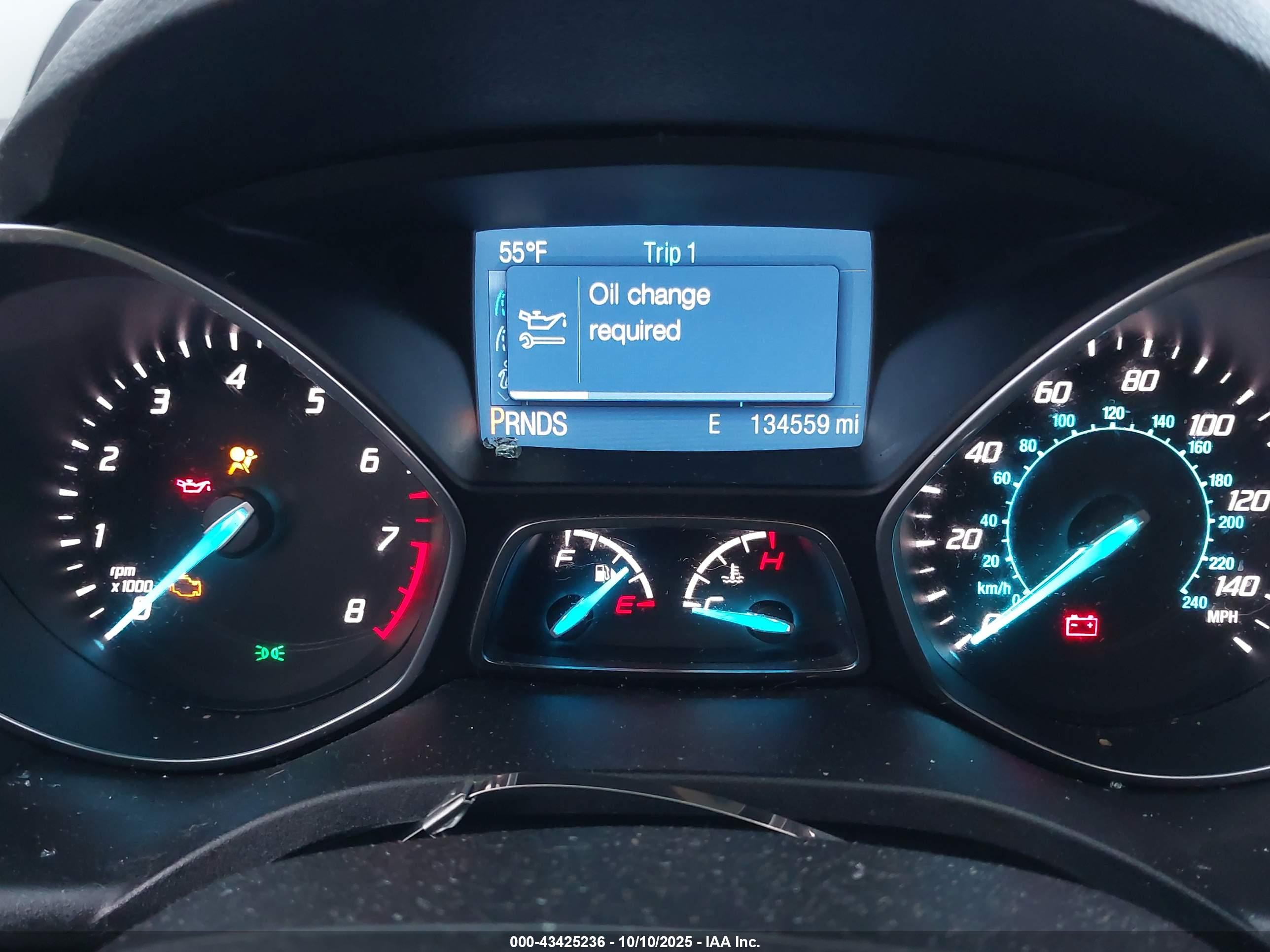 FORD ESCAPE image 7