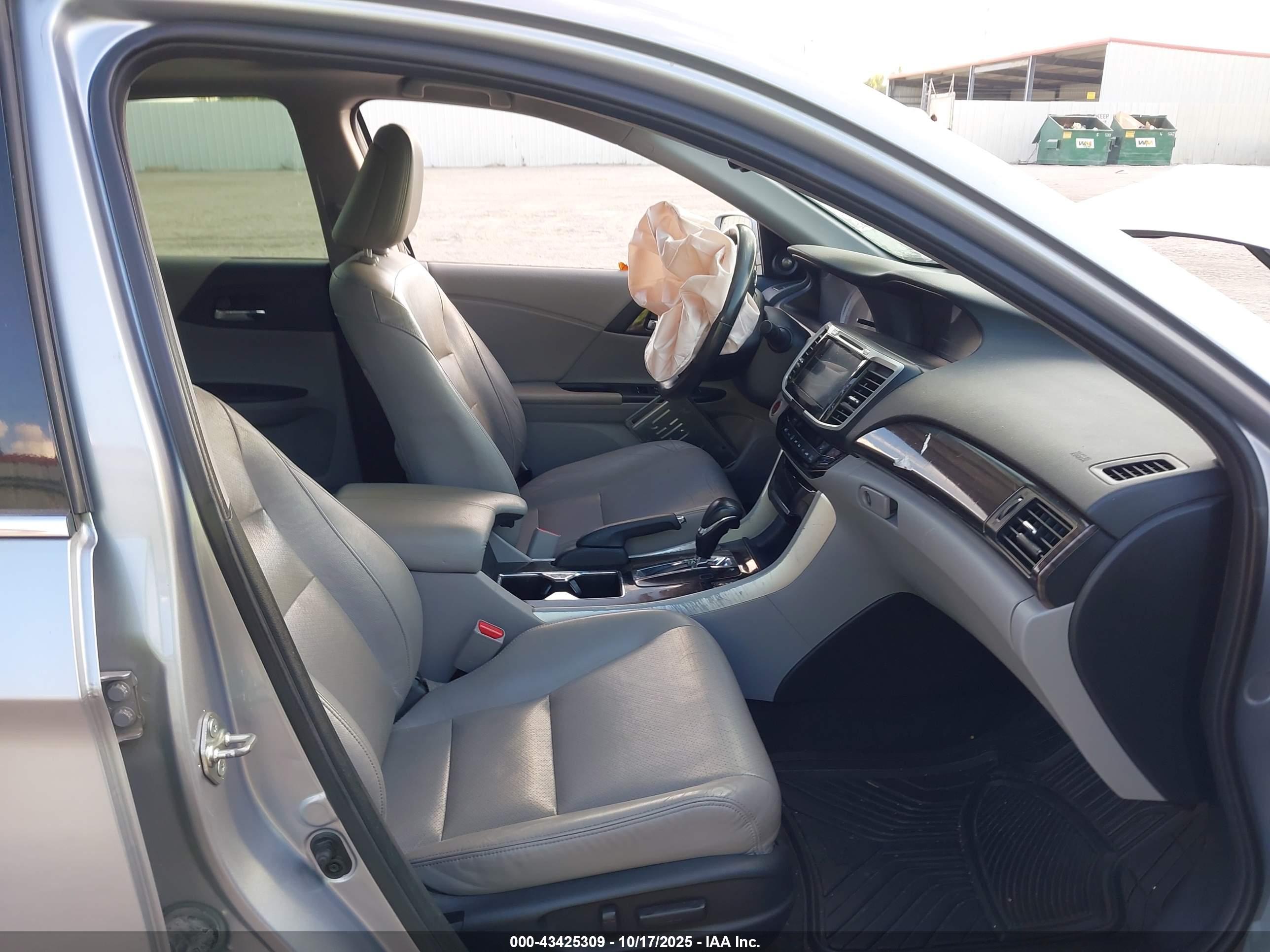 HONDA ACCORD image 5