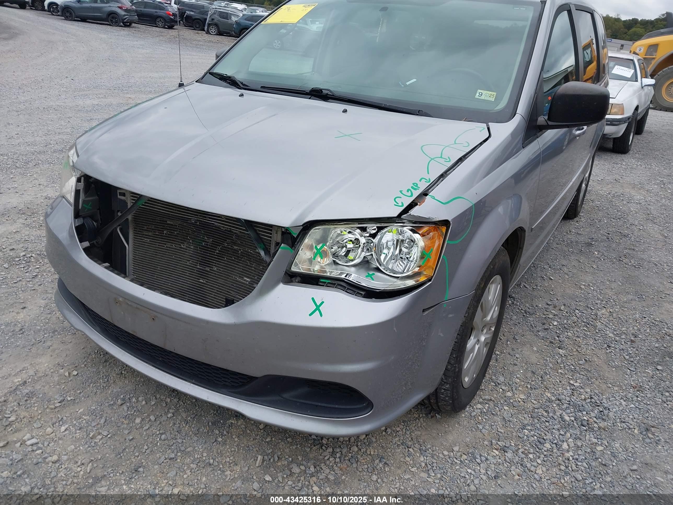 DODGE GRAND image 6