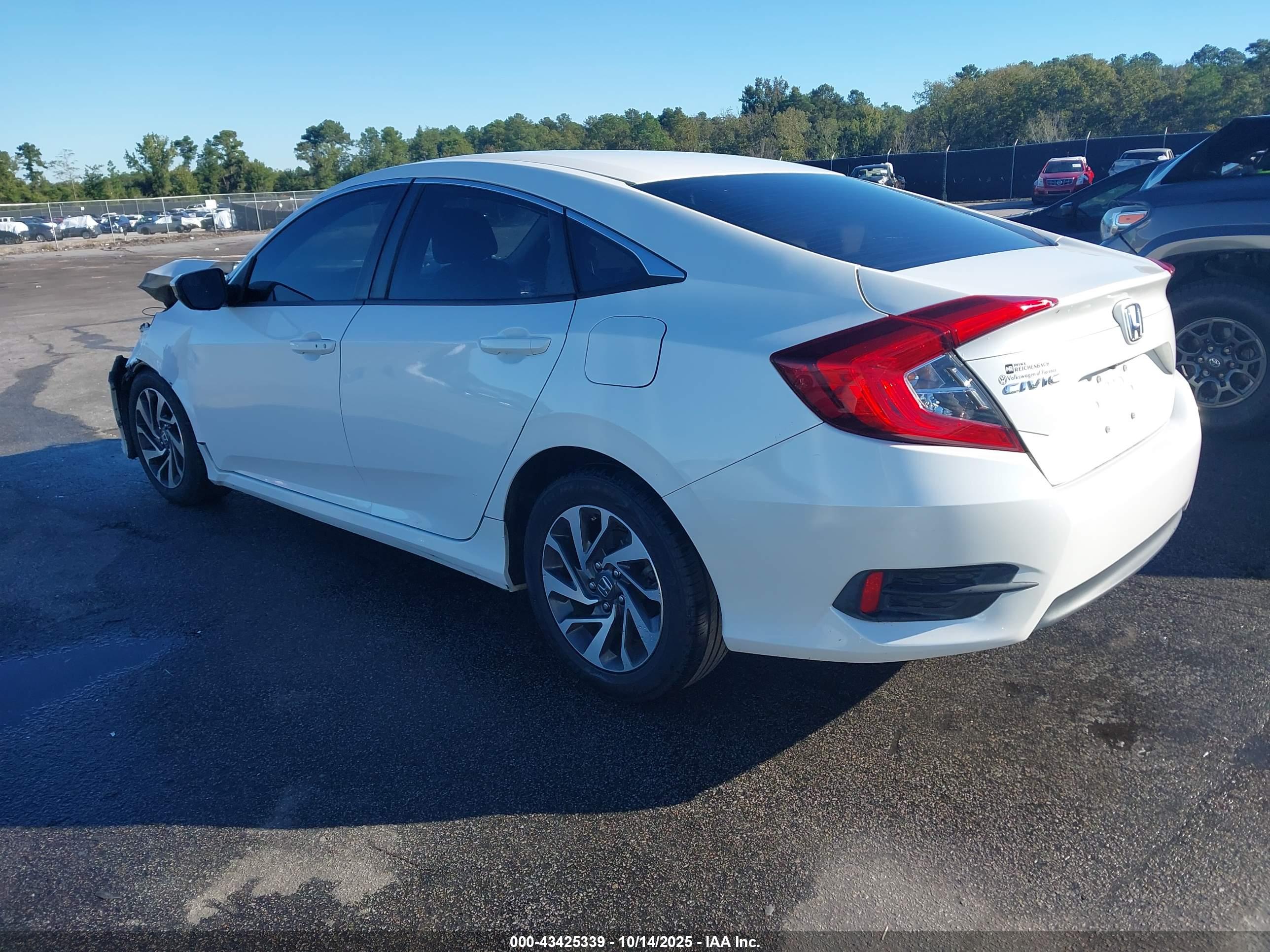 HONDA CIVIC image 3