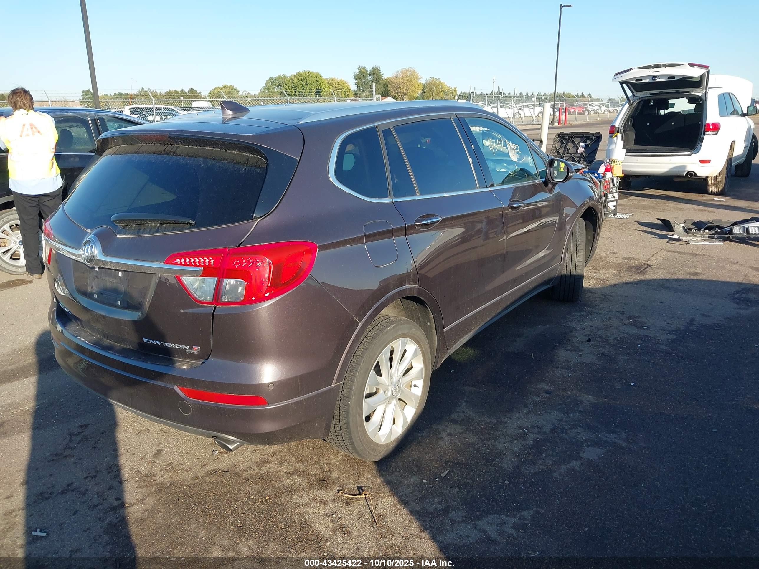 BUICK ENVISION image 4