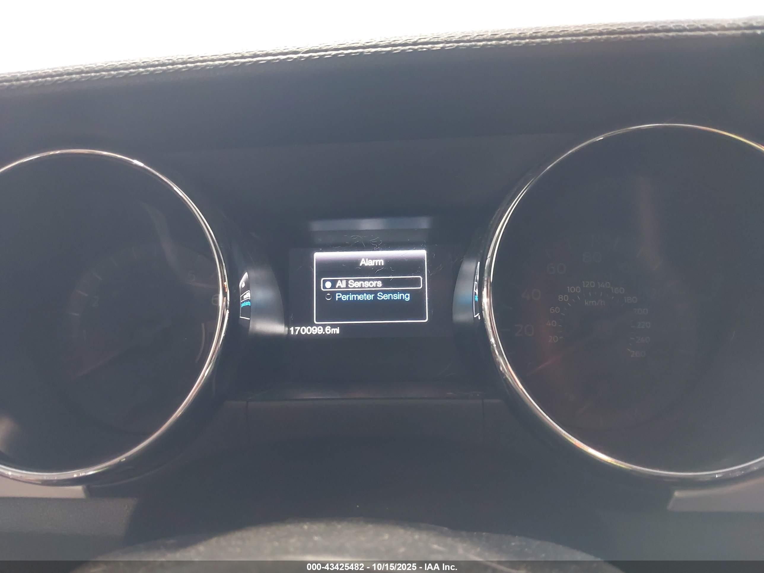 FORD MUSTANG image 7