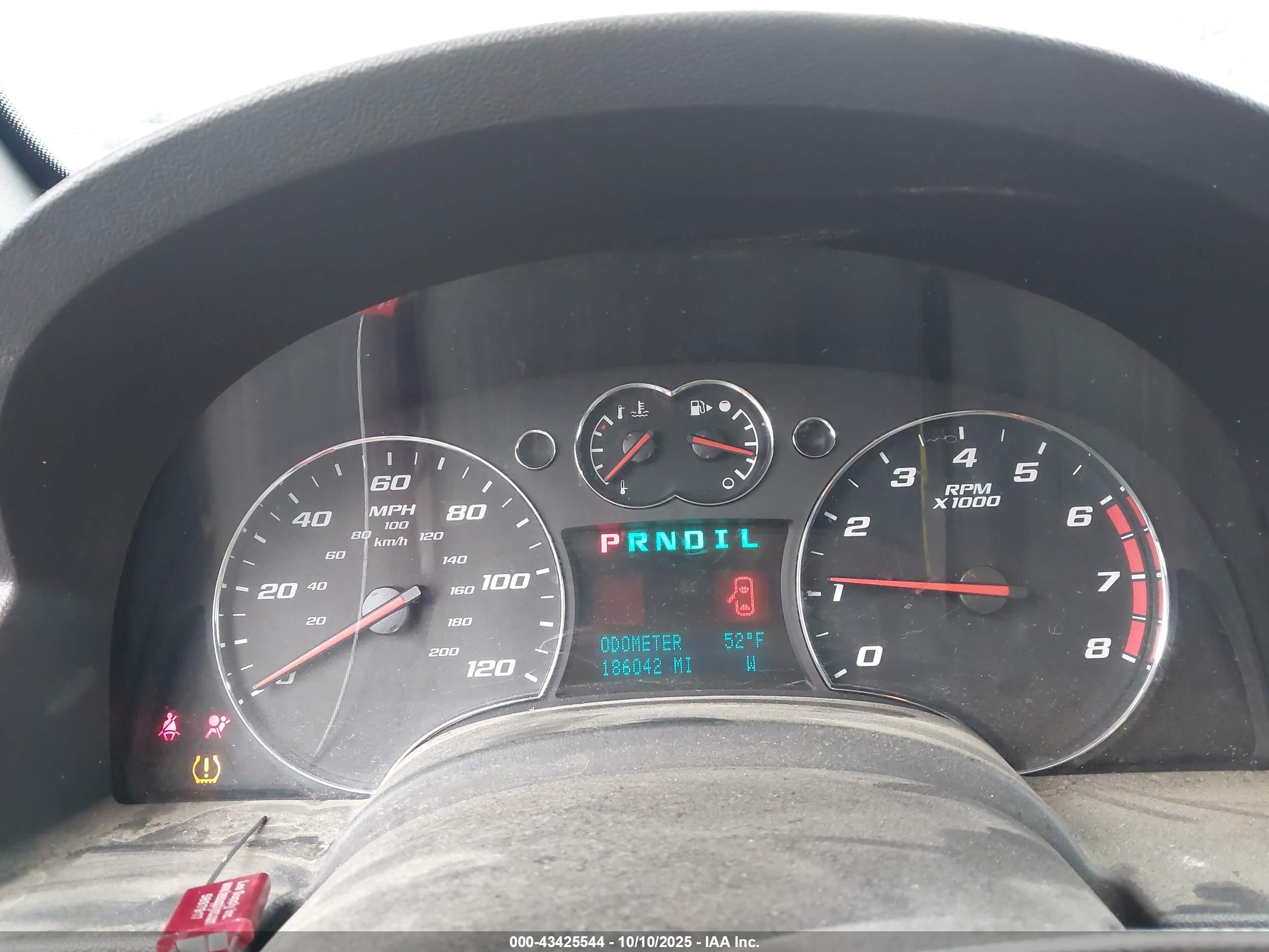 CHEVROLET EQUINOX image 7