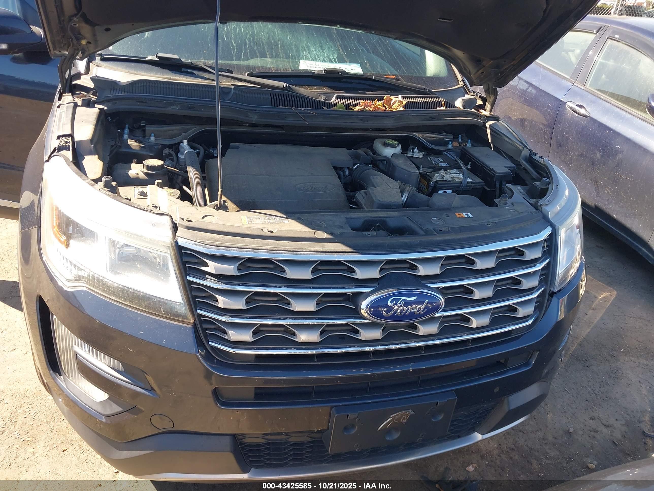 FORD EXPLORER image 10