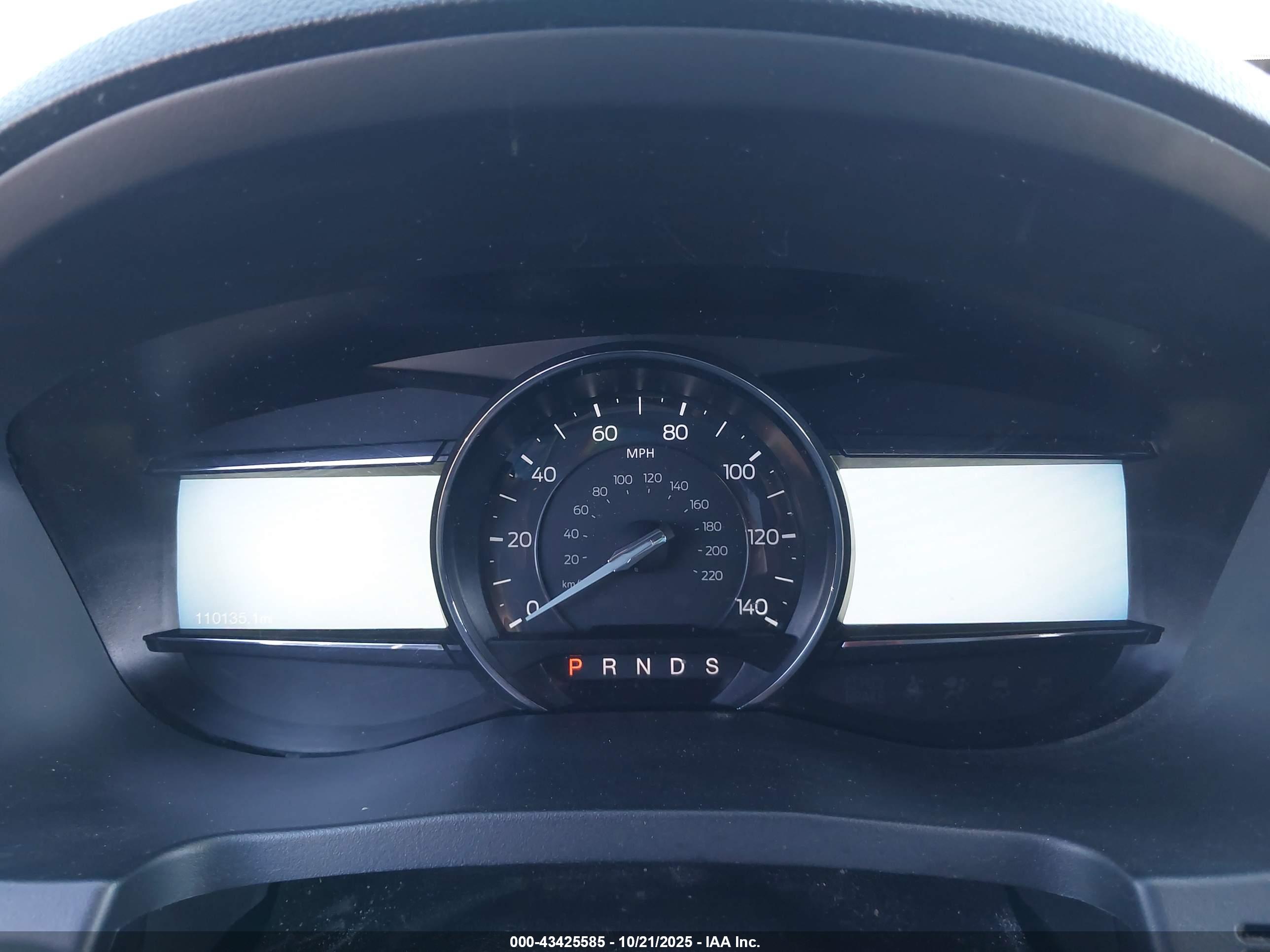 FORD EXPLORER image 7