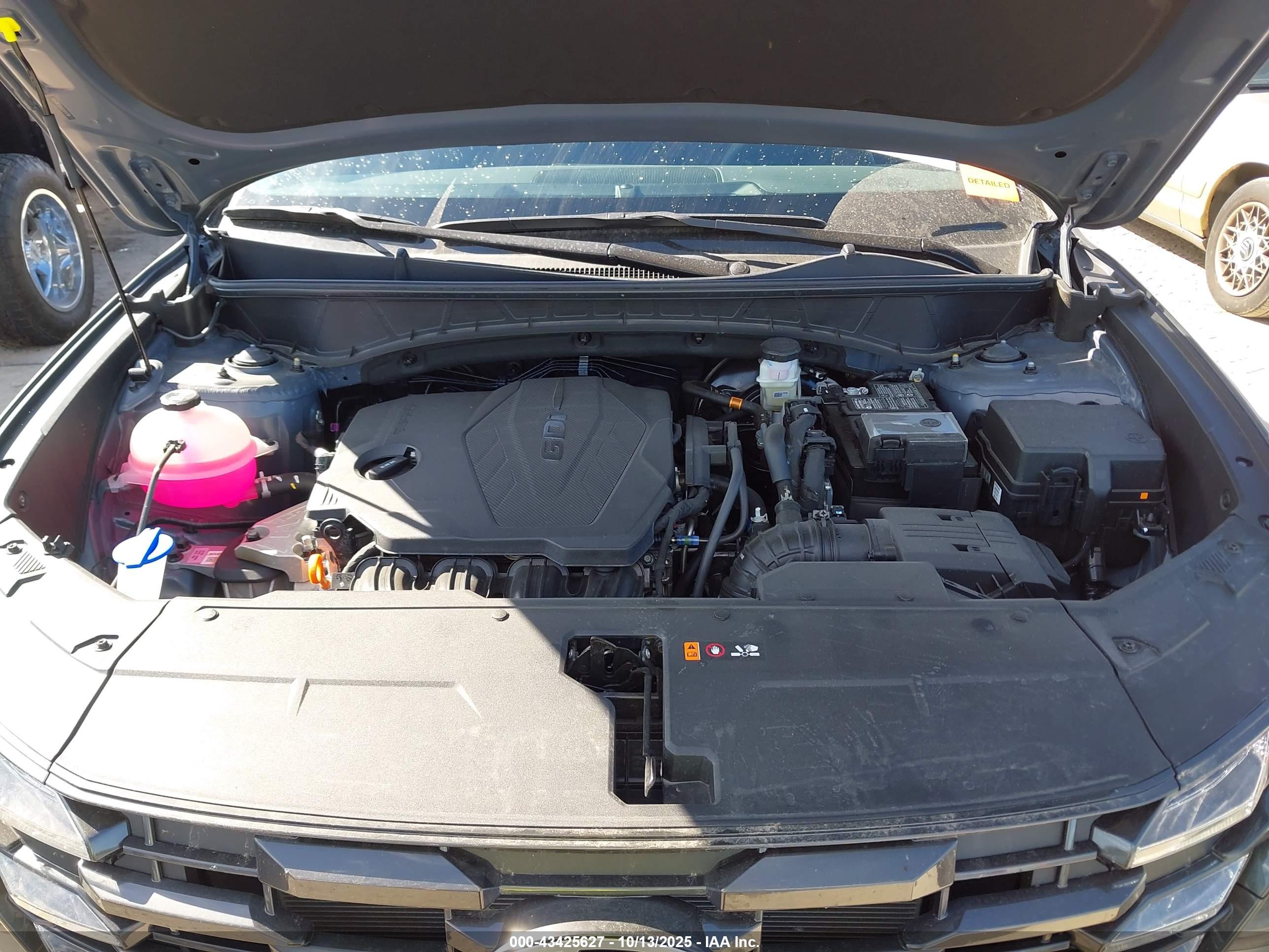 HYUNDAI TUCSON image 10