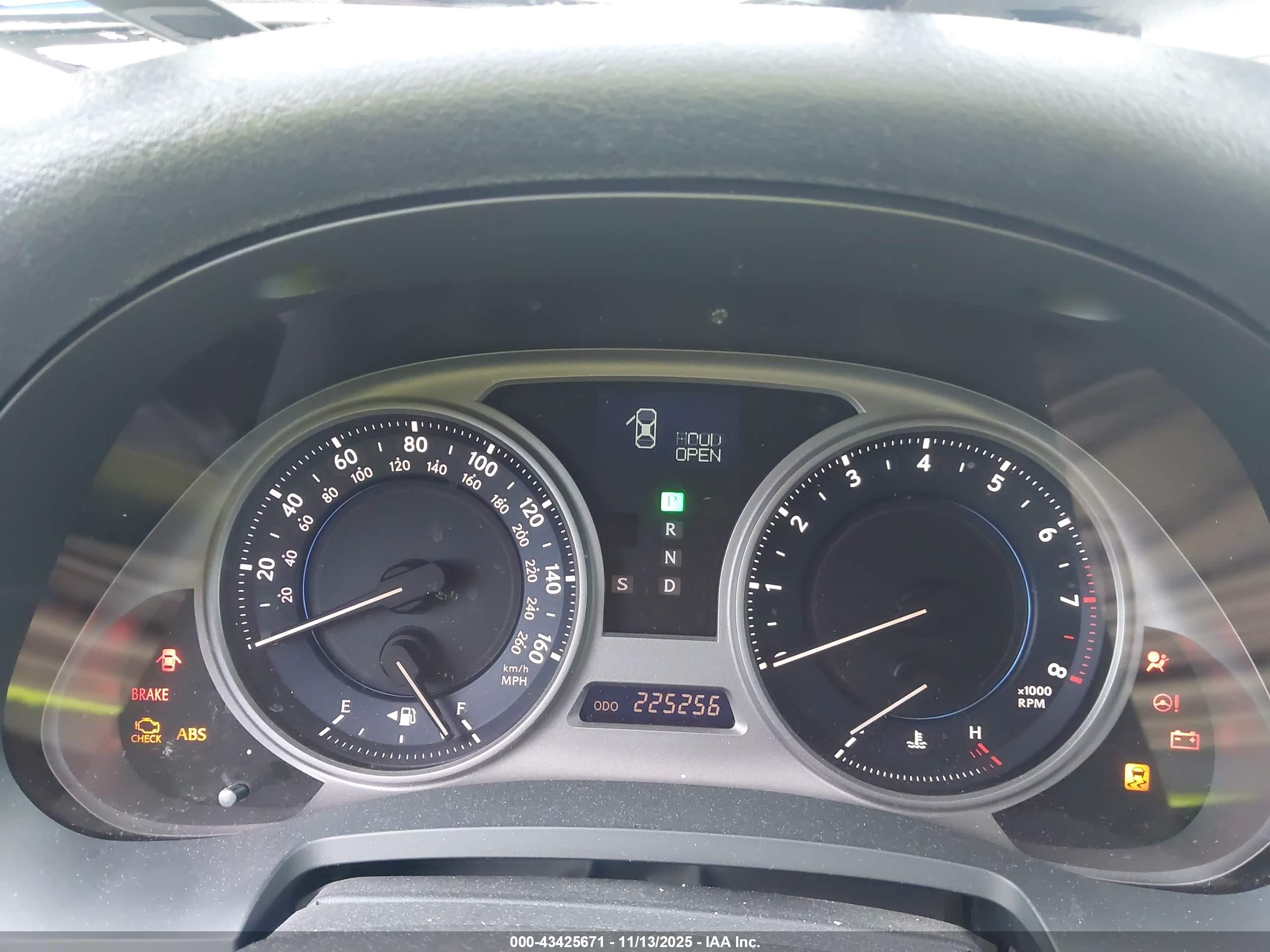 LEXUS IS image 7