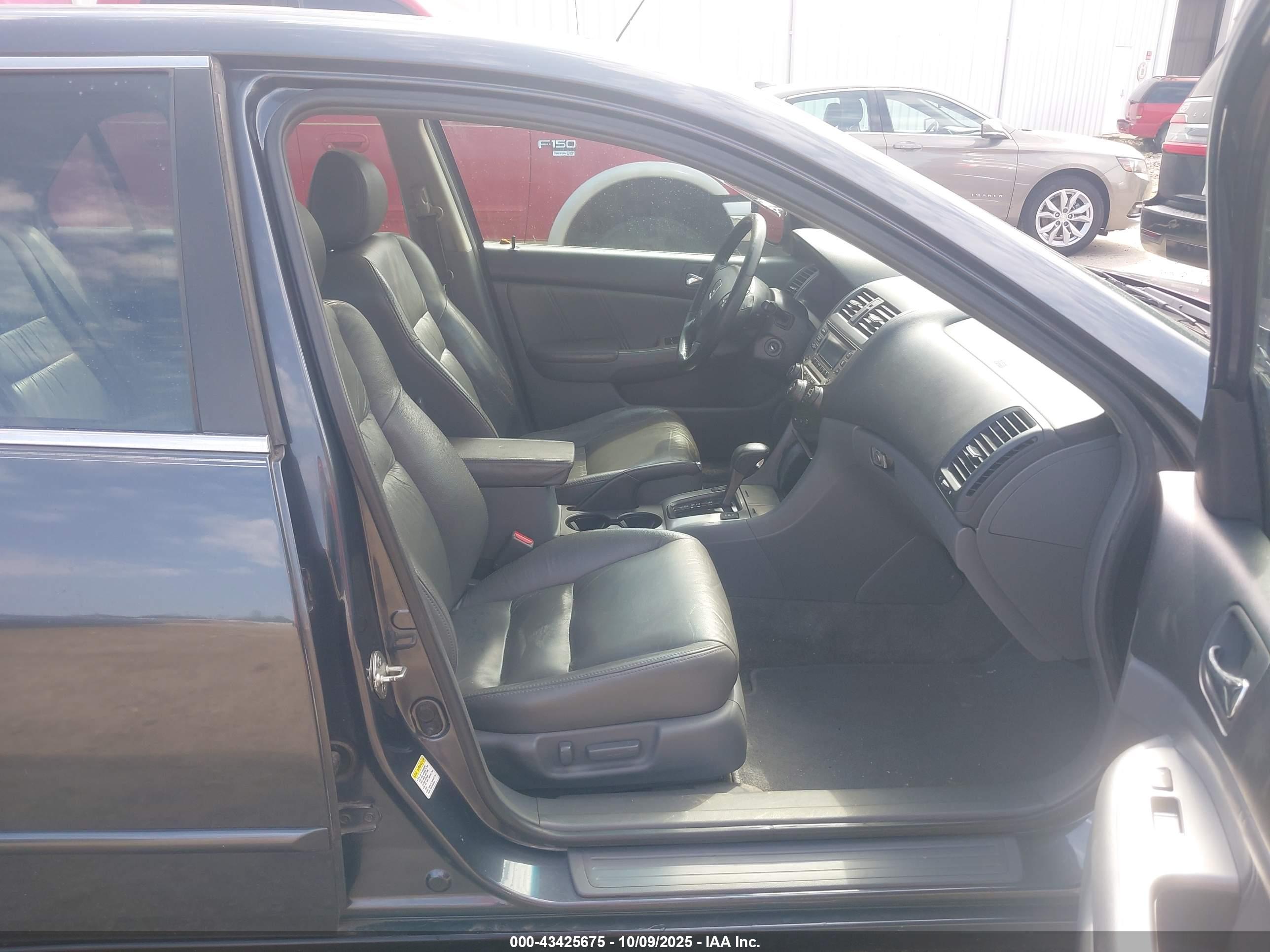 HONDA ACCORD image 5