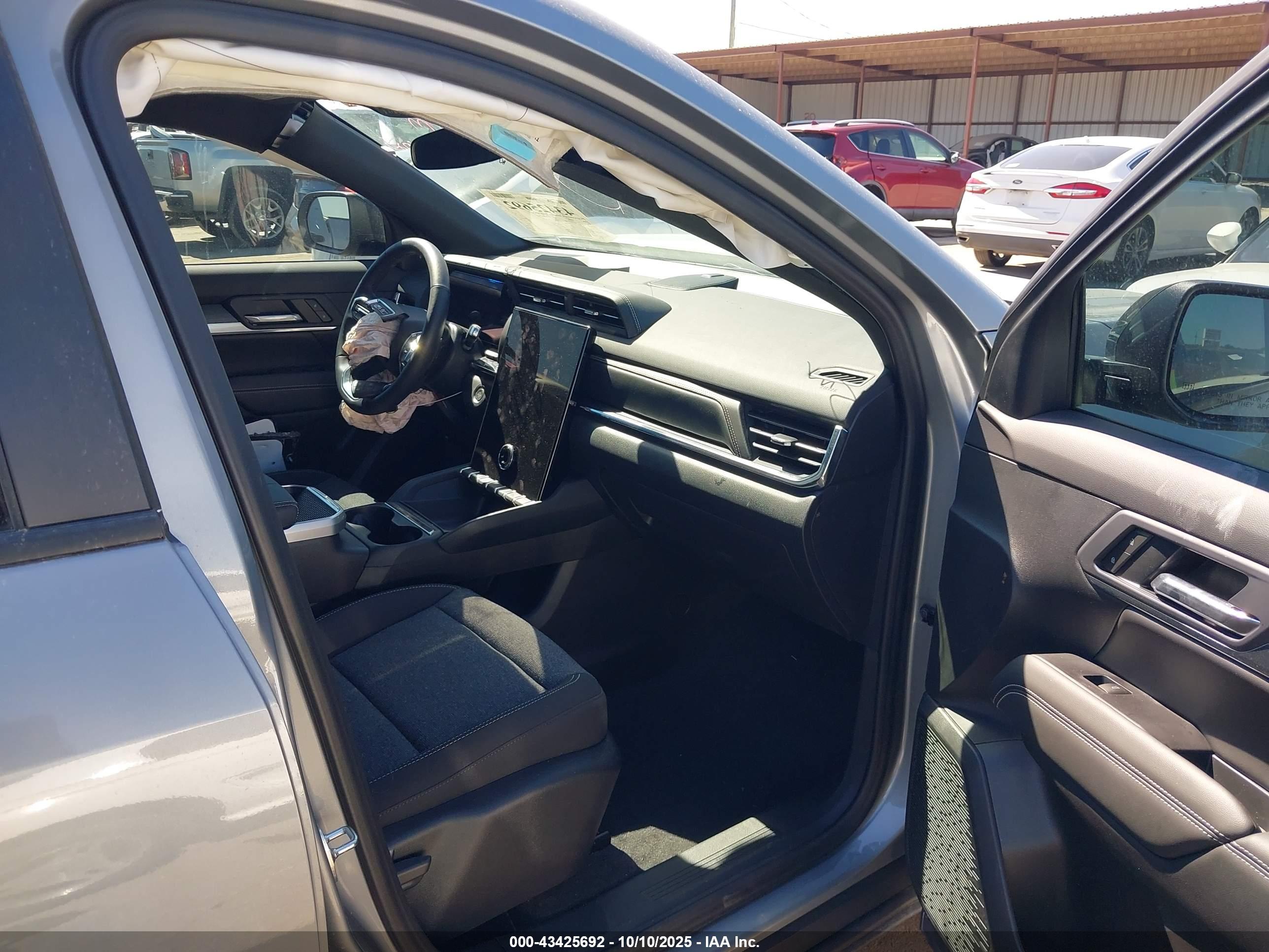 GMC TERRAIN image 5