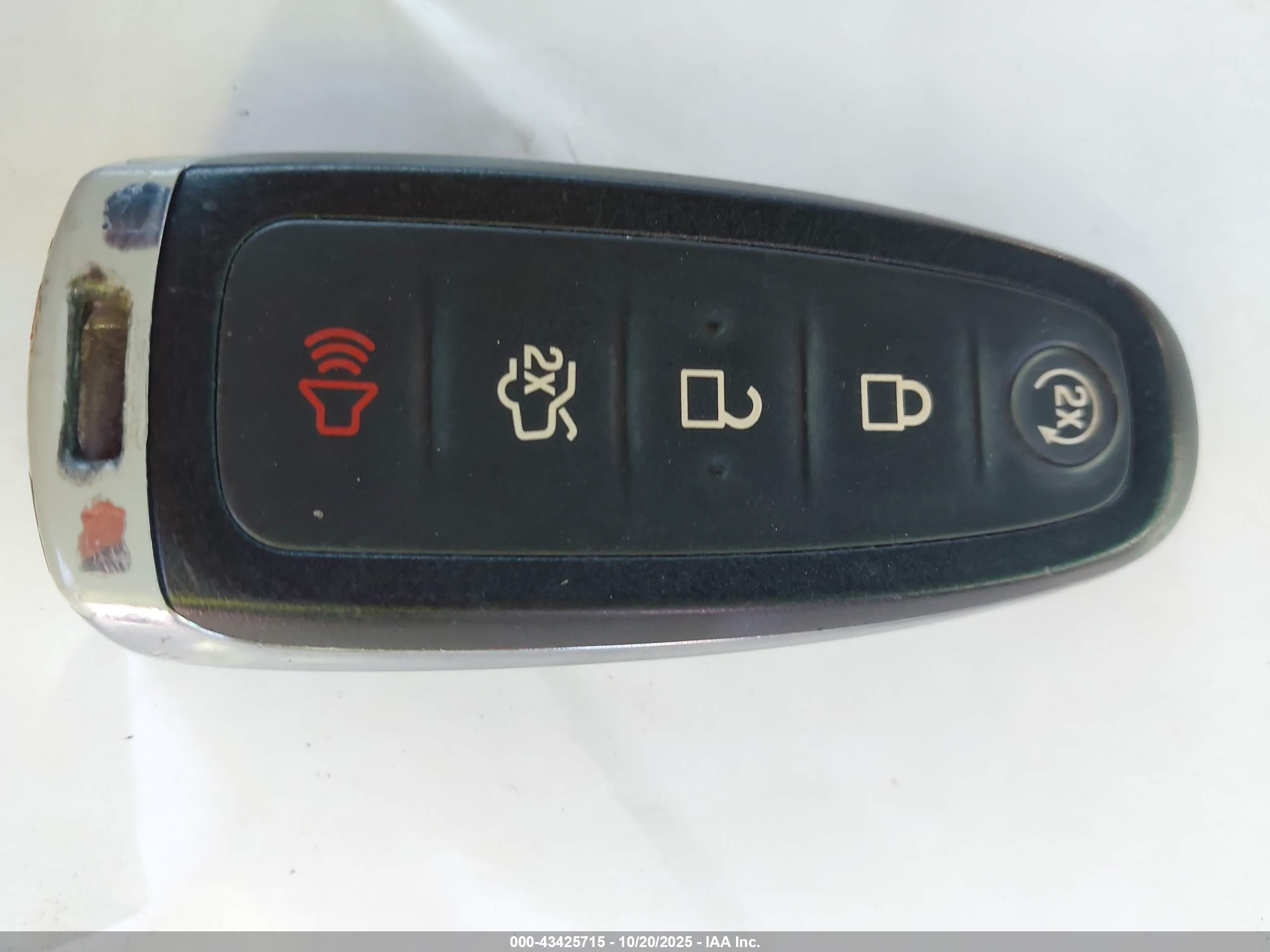 FORD EXPLORER image 11