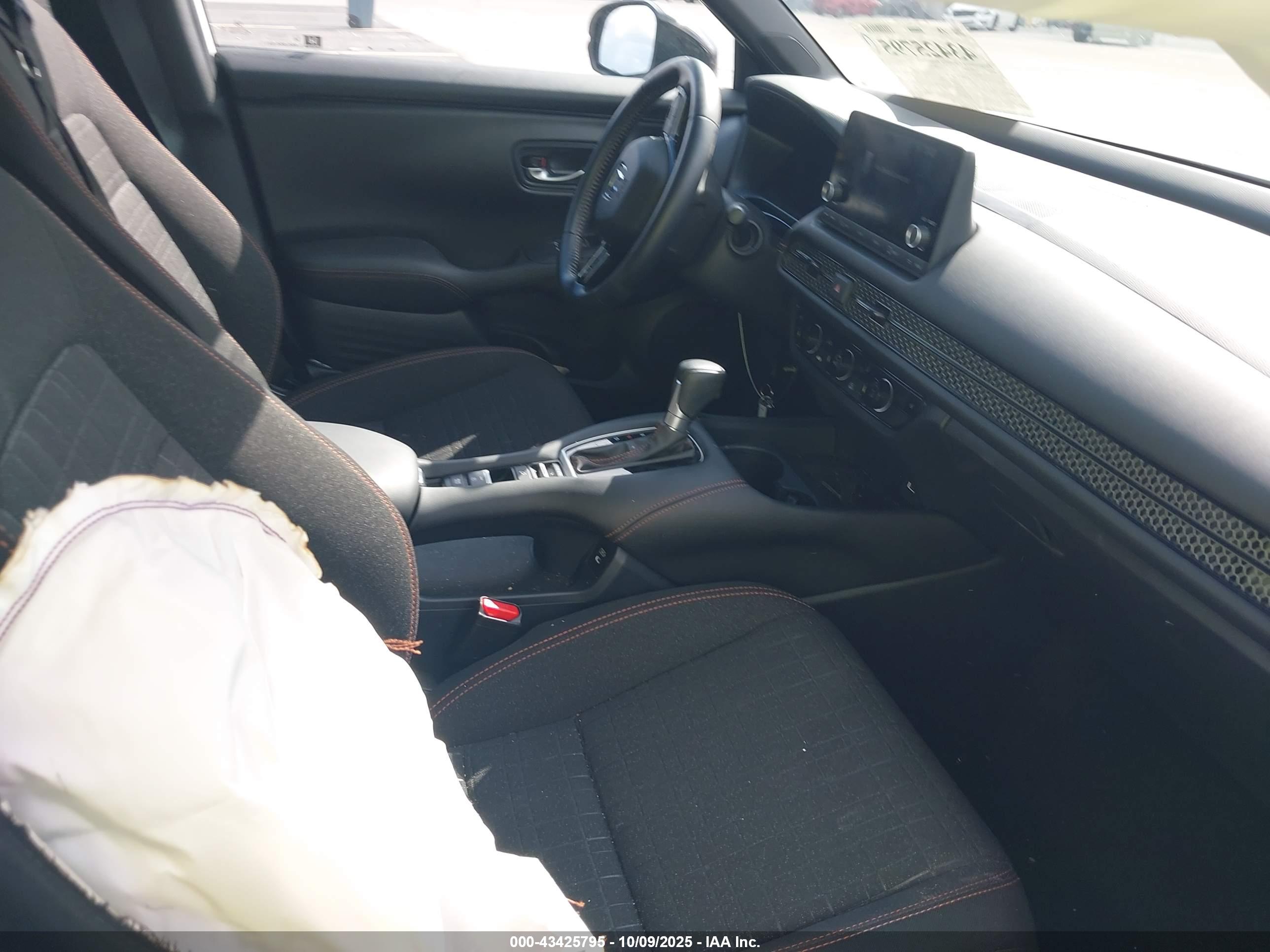 HONDA HR-V image 5
