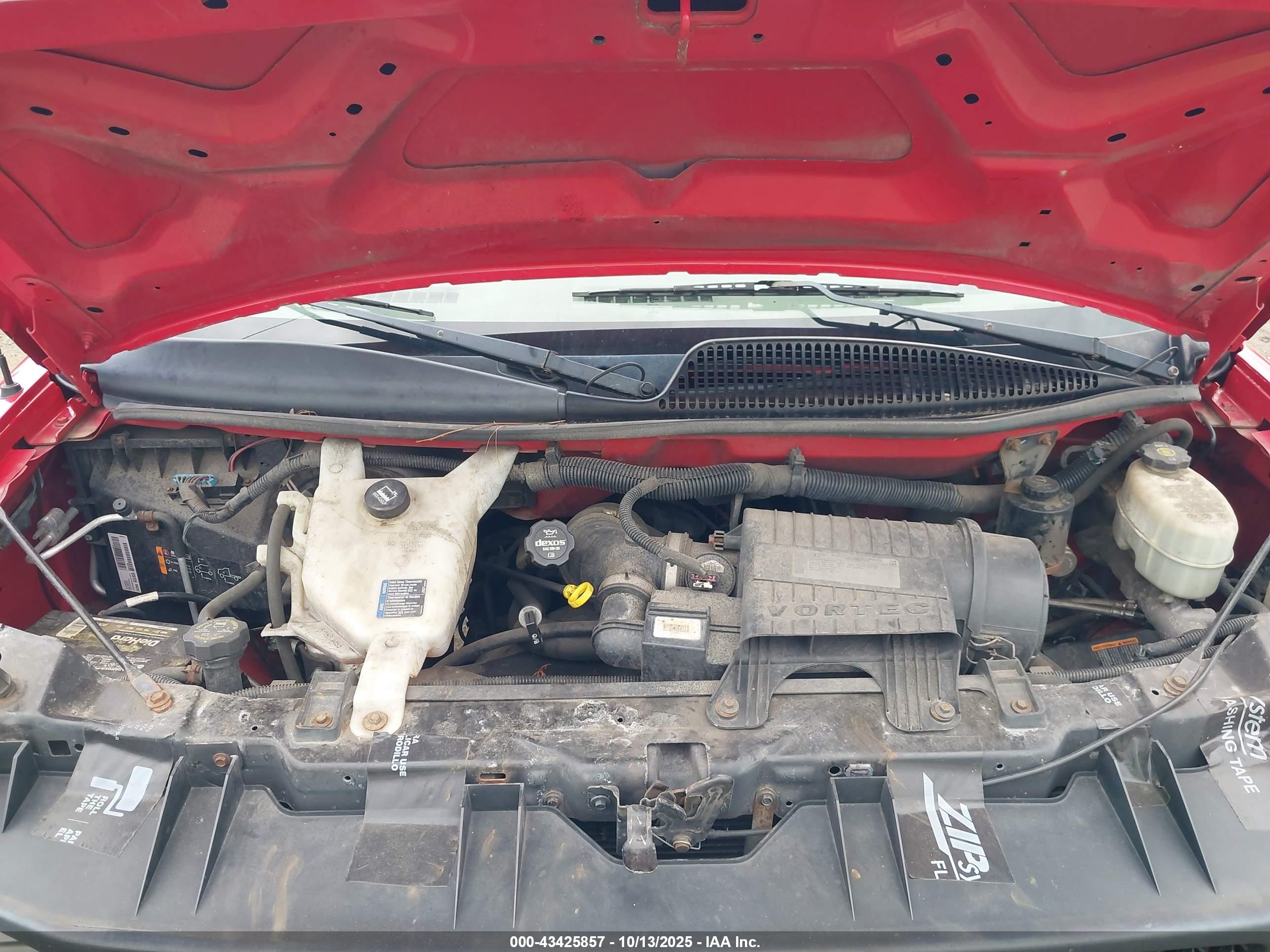CHEVROLET EXPRESS image 10