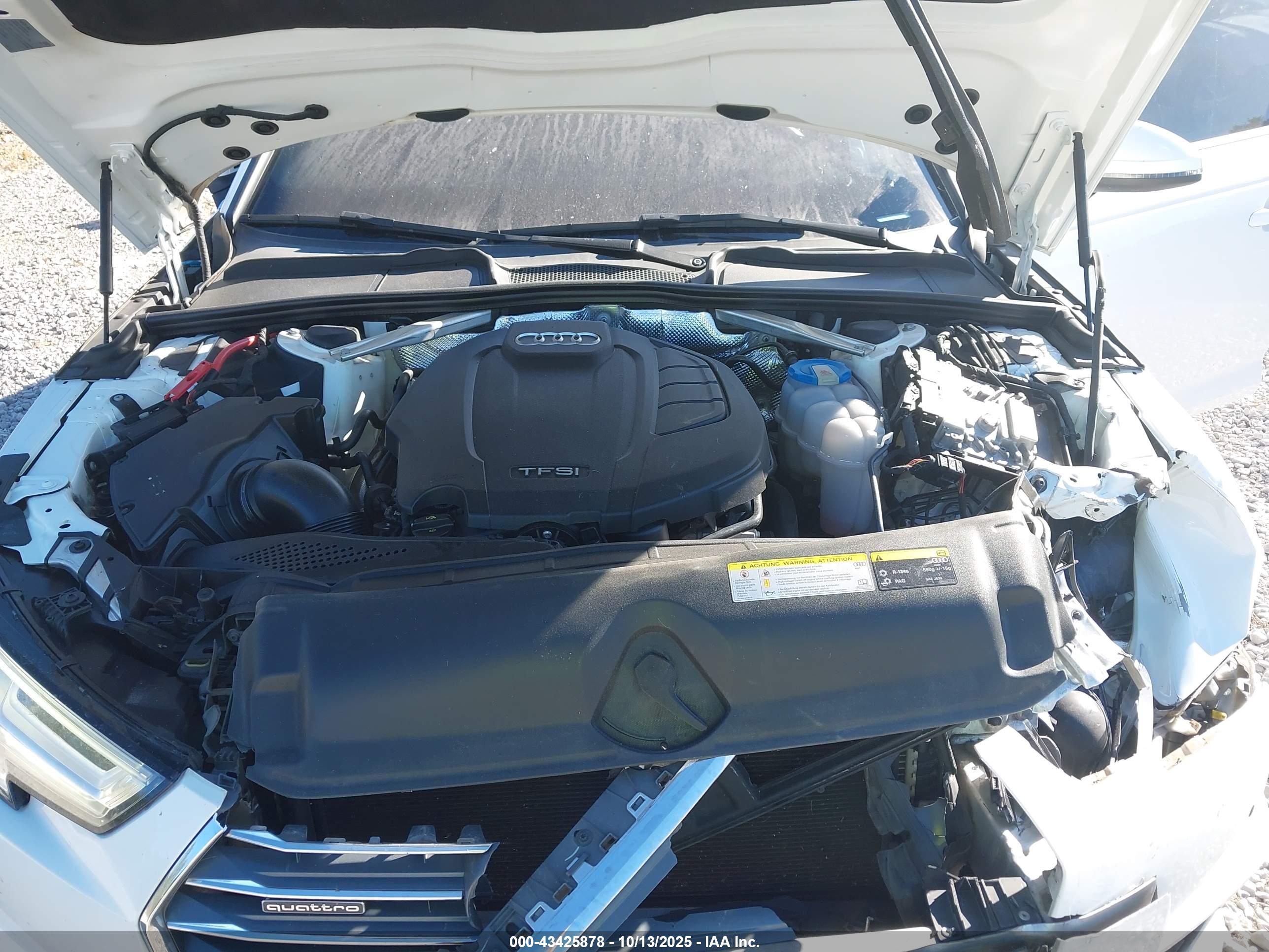 AUDI A4 image 10