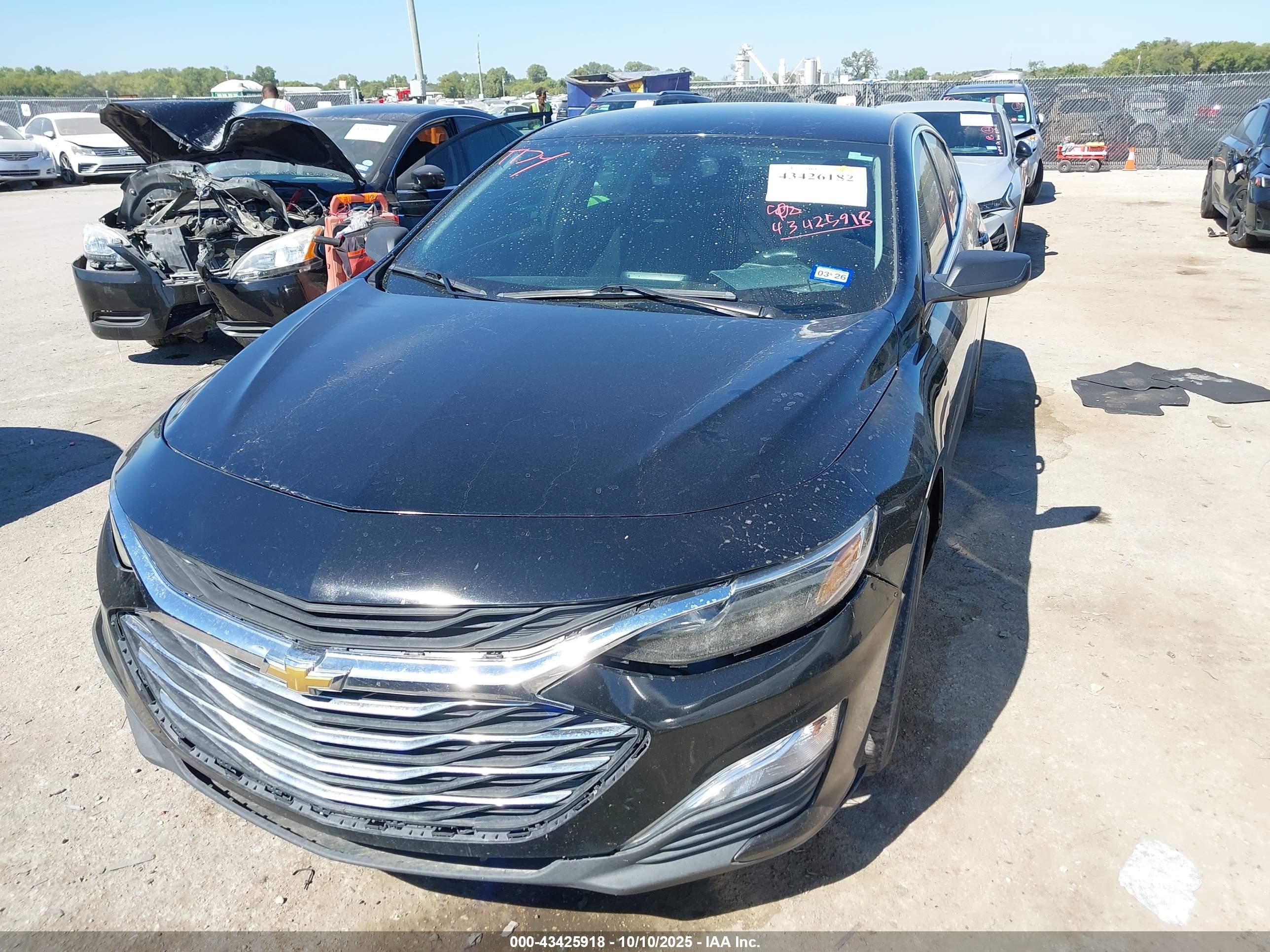 CHEVROLET MALIBU image 2