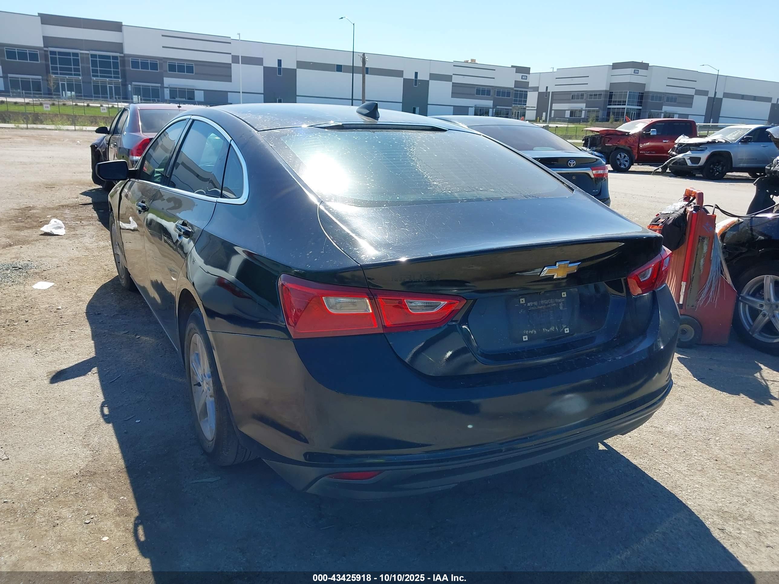 CHEVROLET MALIBU image 3