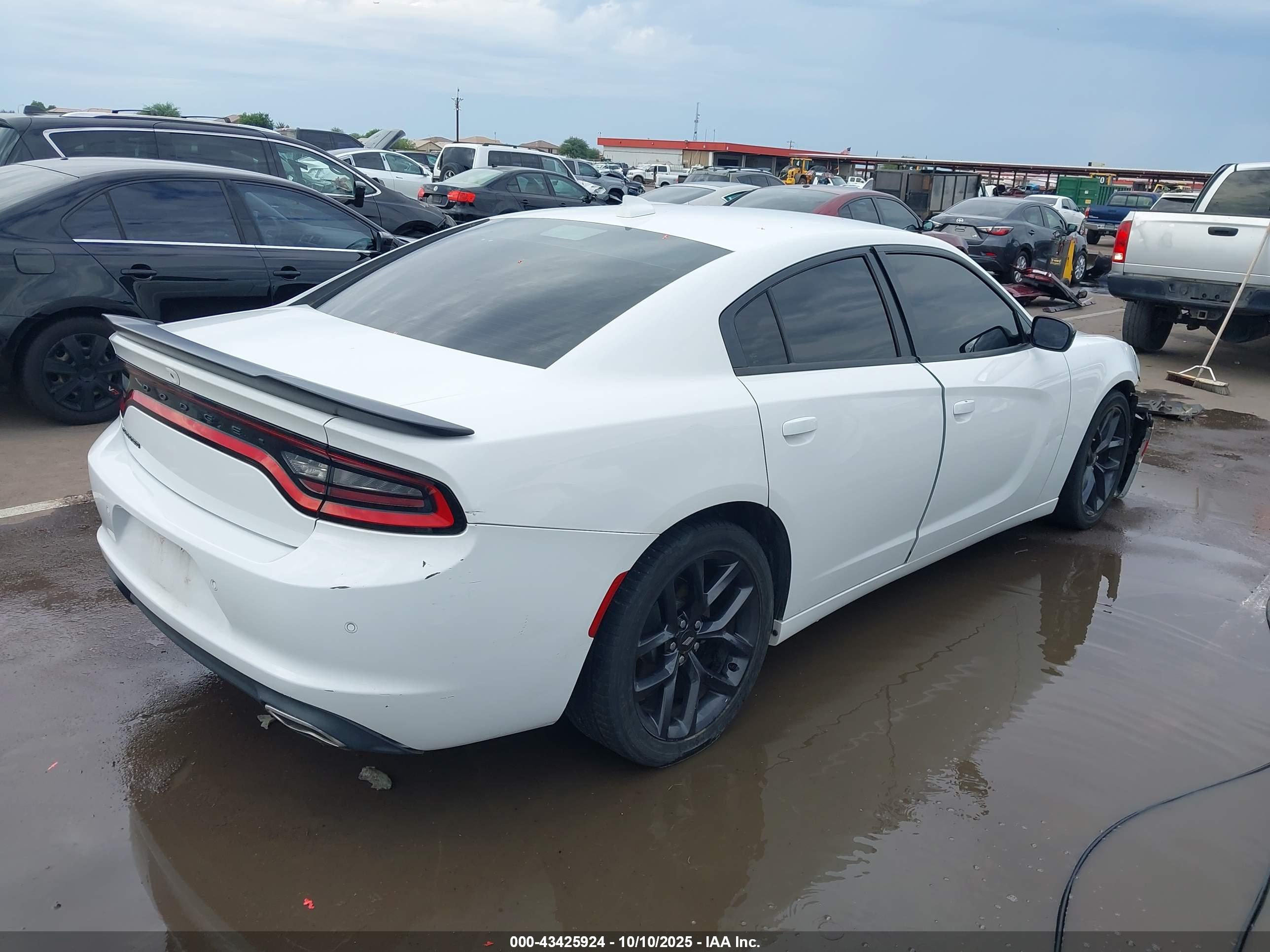DODGE CHARGER image 4