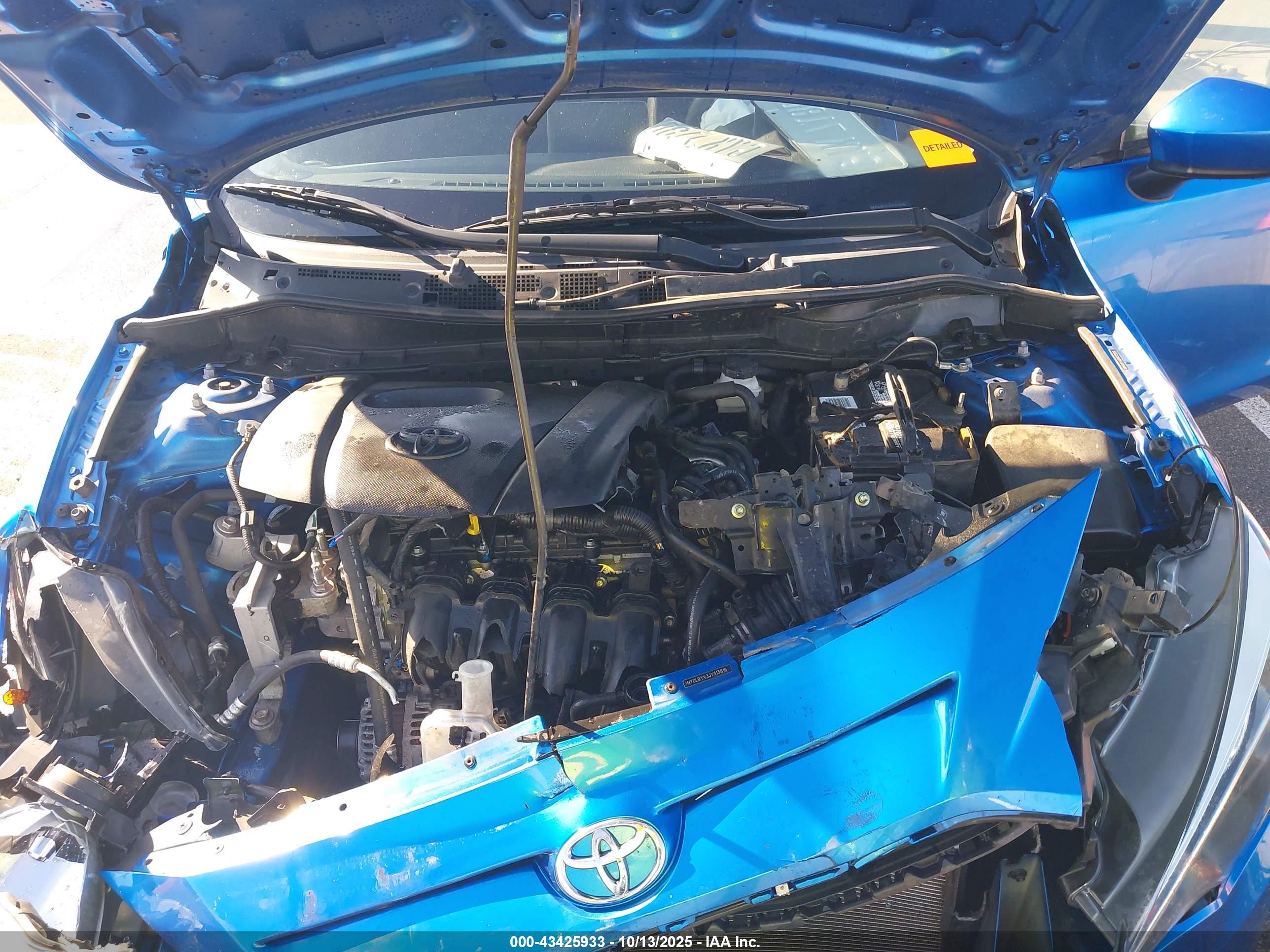 TOYOTA YARIS image 10