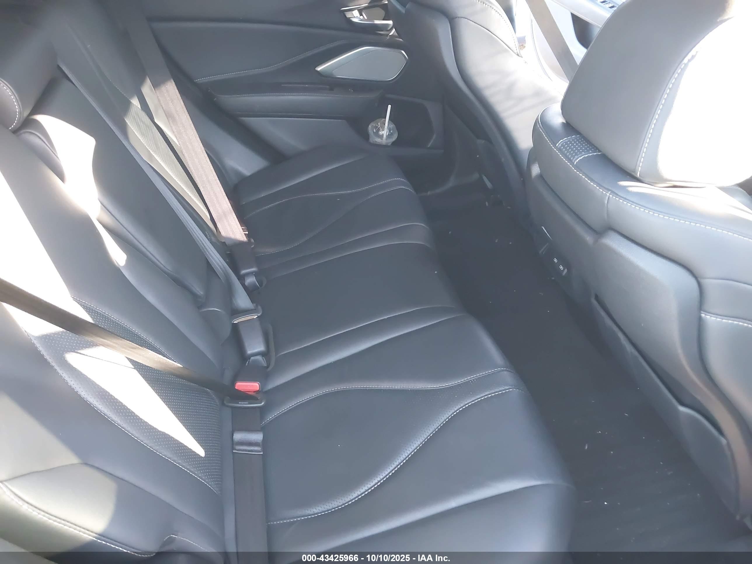 ACURA RDX image 8