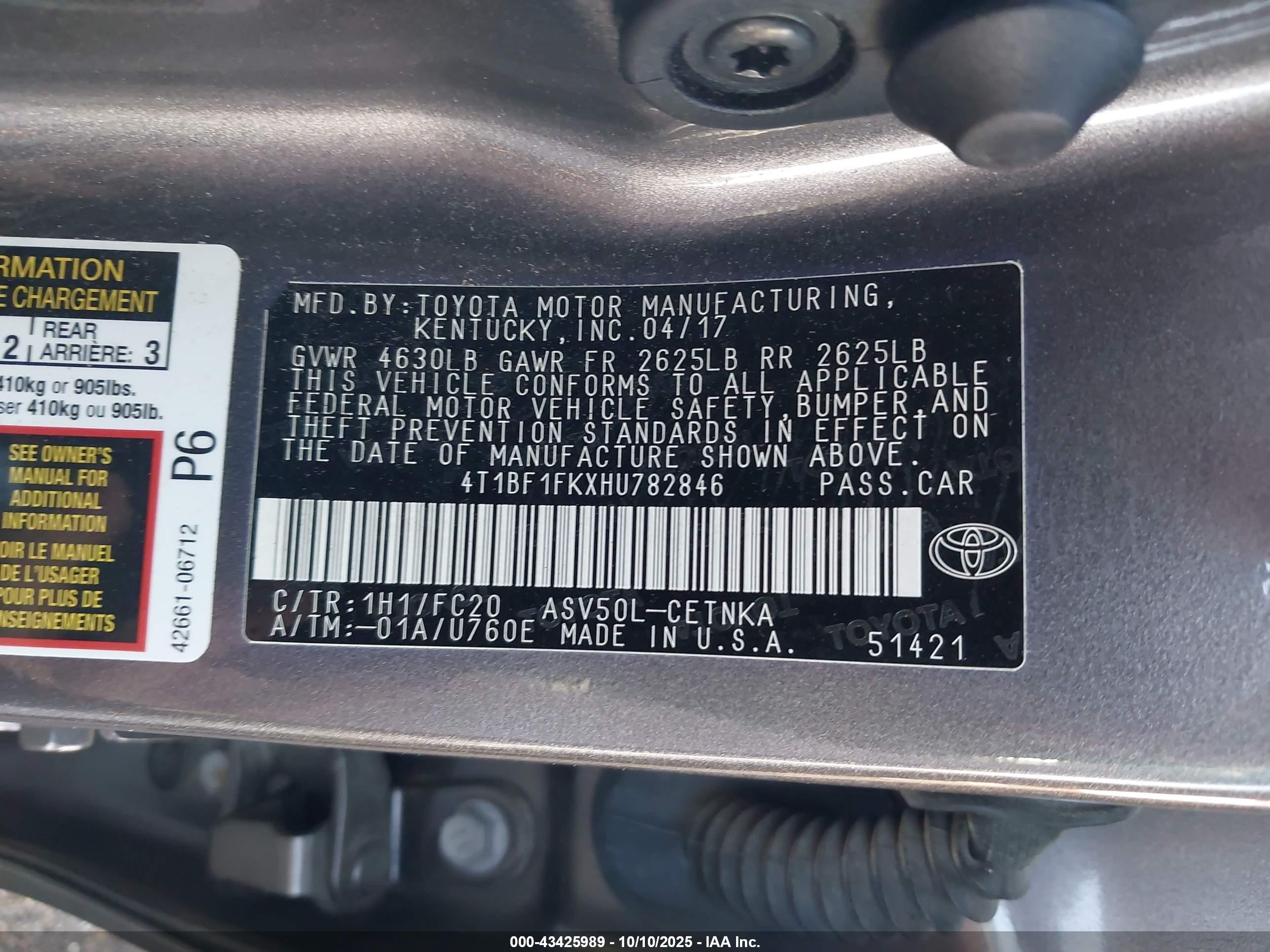 TOYOTA CAMRY image 9