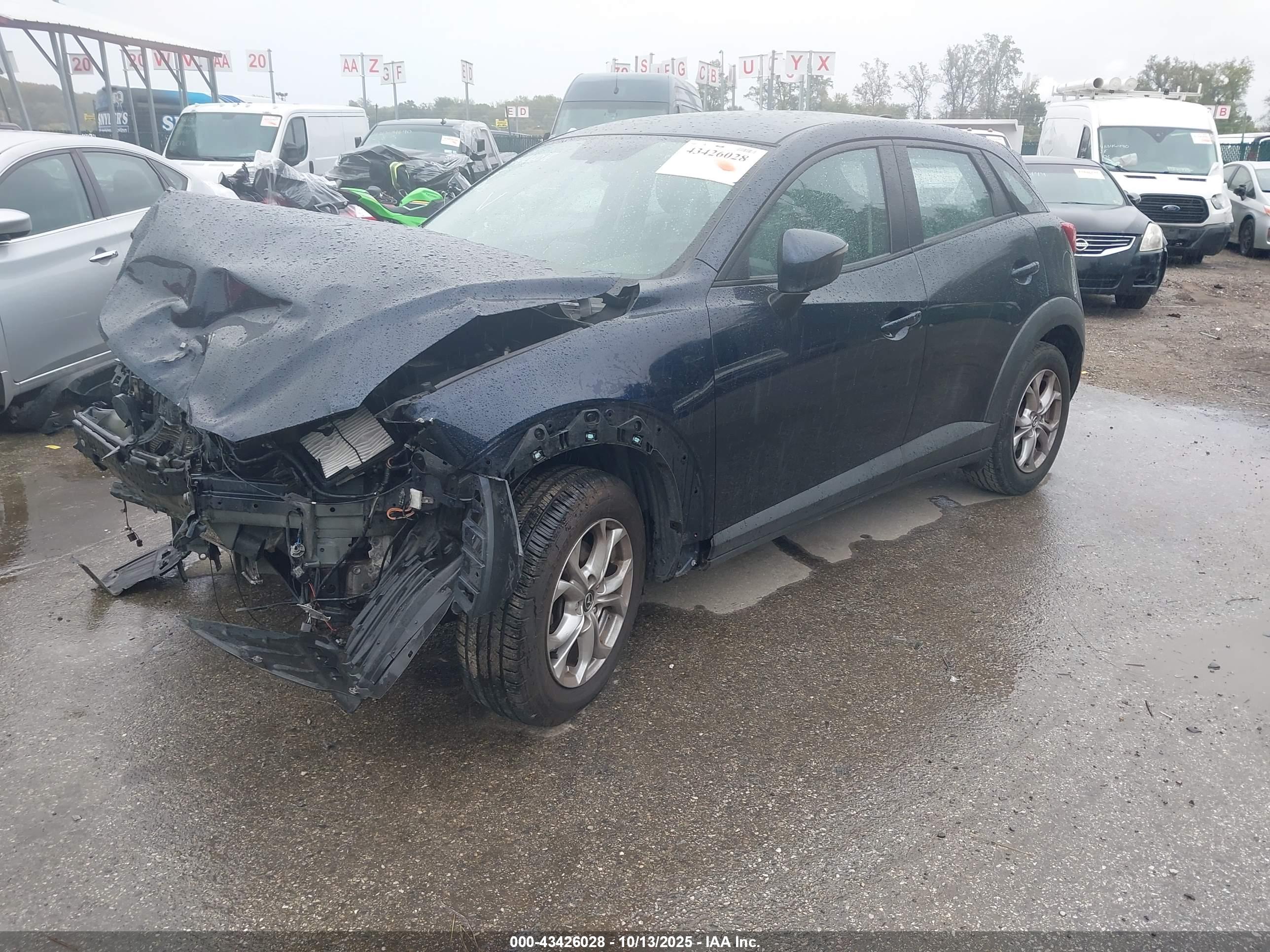 MAZDA CX-3 image 2