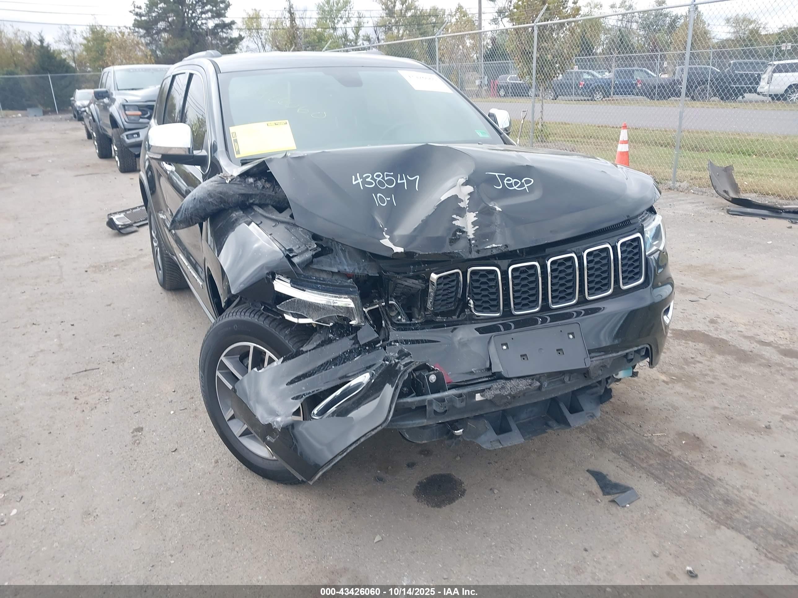 JEEP GRAND image 6