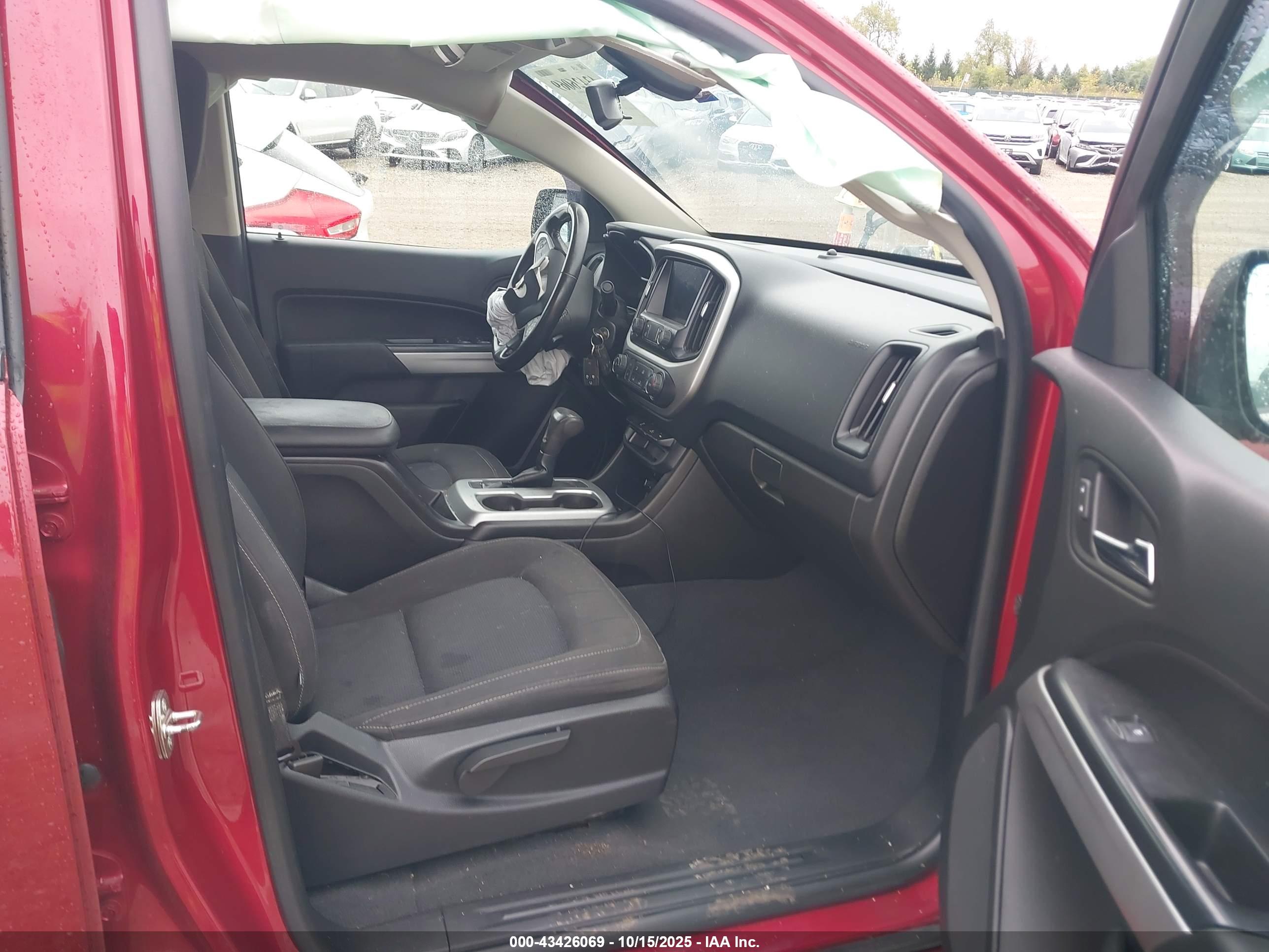 CHEVROLET COLORADO image 5