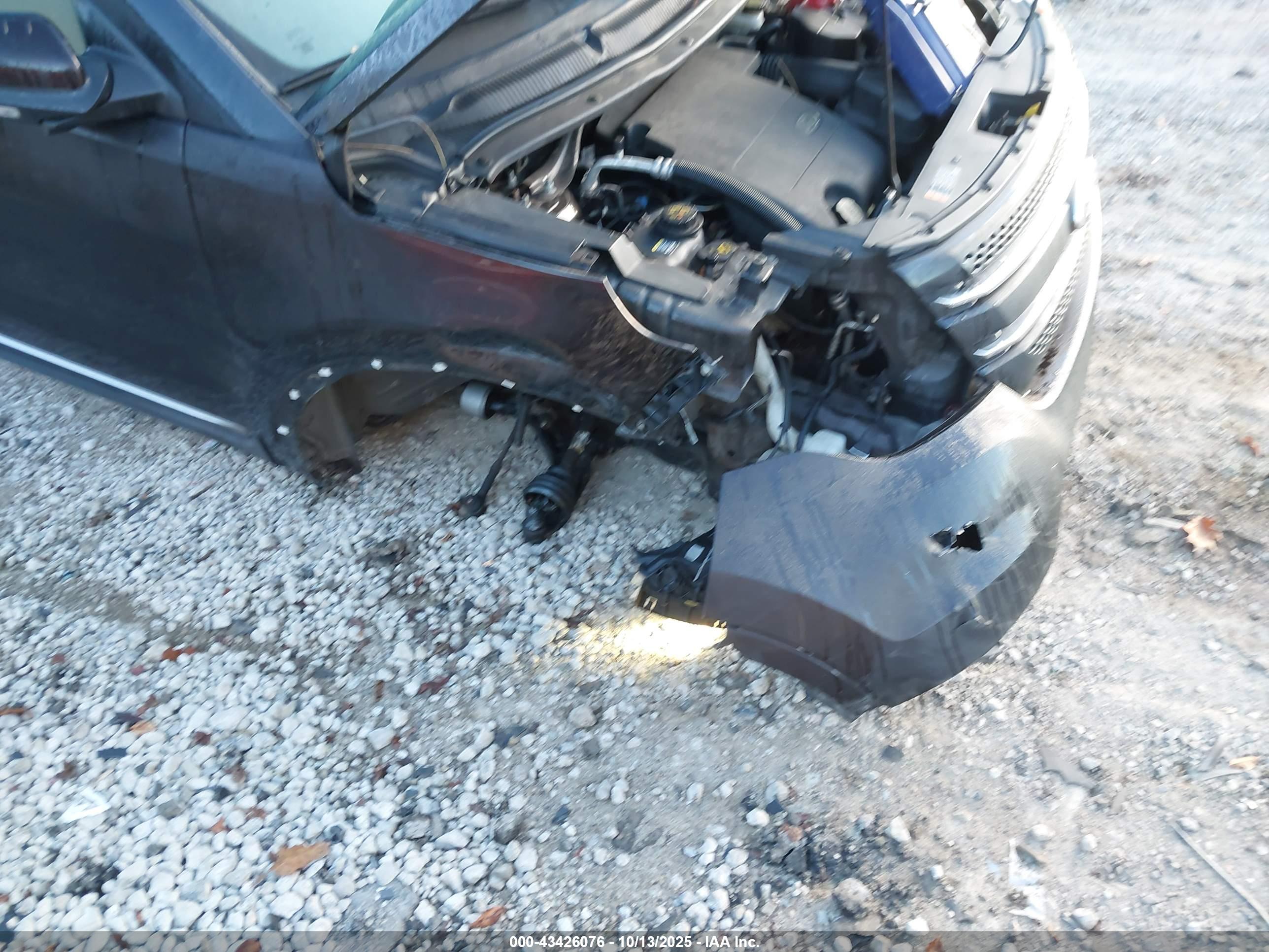 FORD EXPLORER image 6