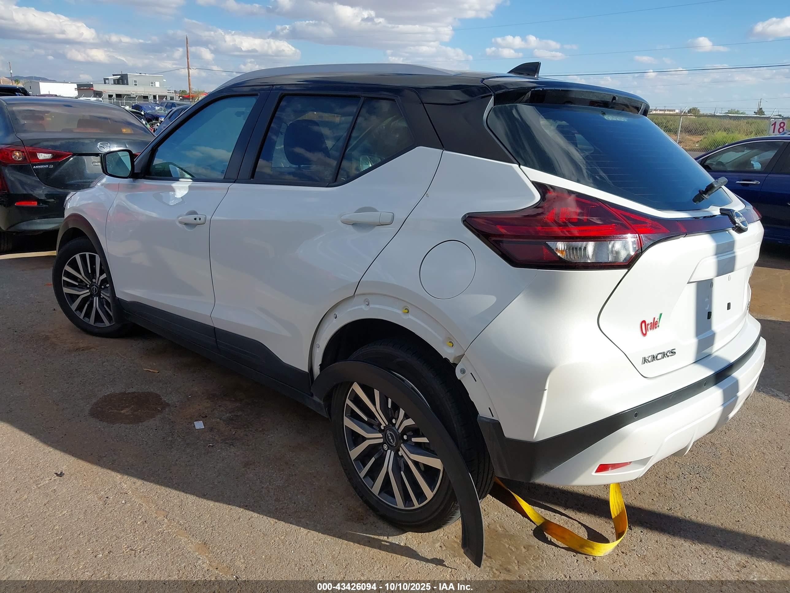 NISSAN KICKS image 3