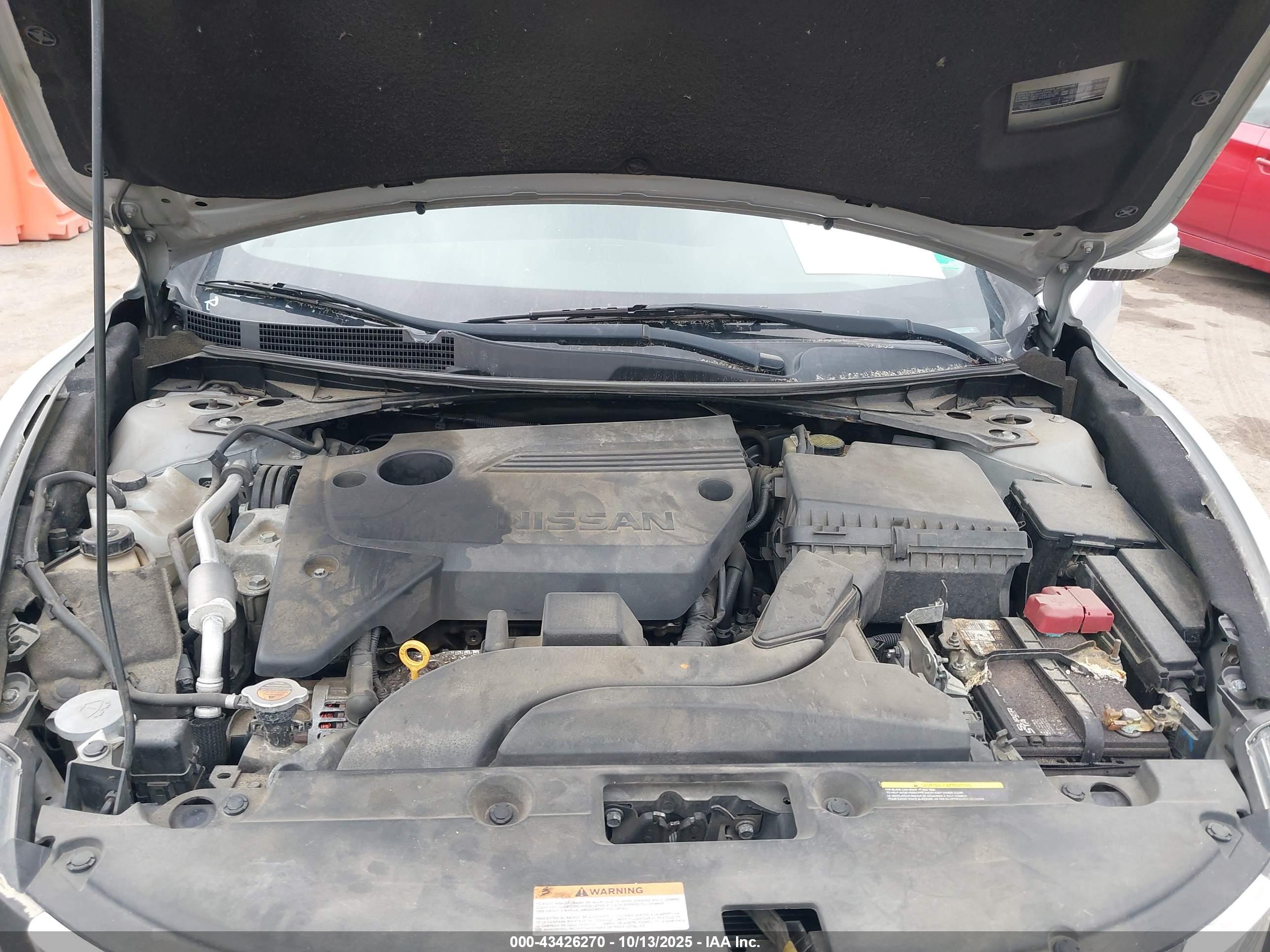 NISSAN ALTIMA image 10