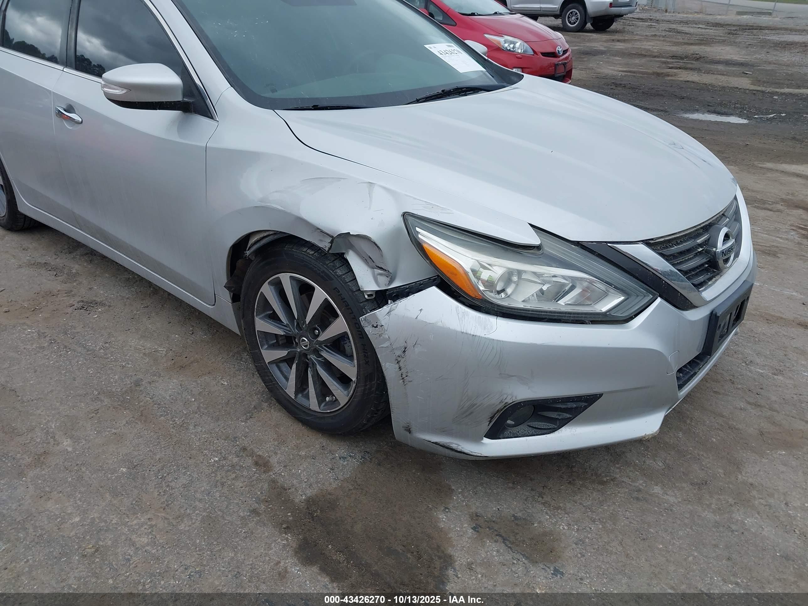 NISSAN ALTIMA image 6