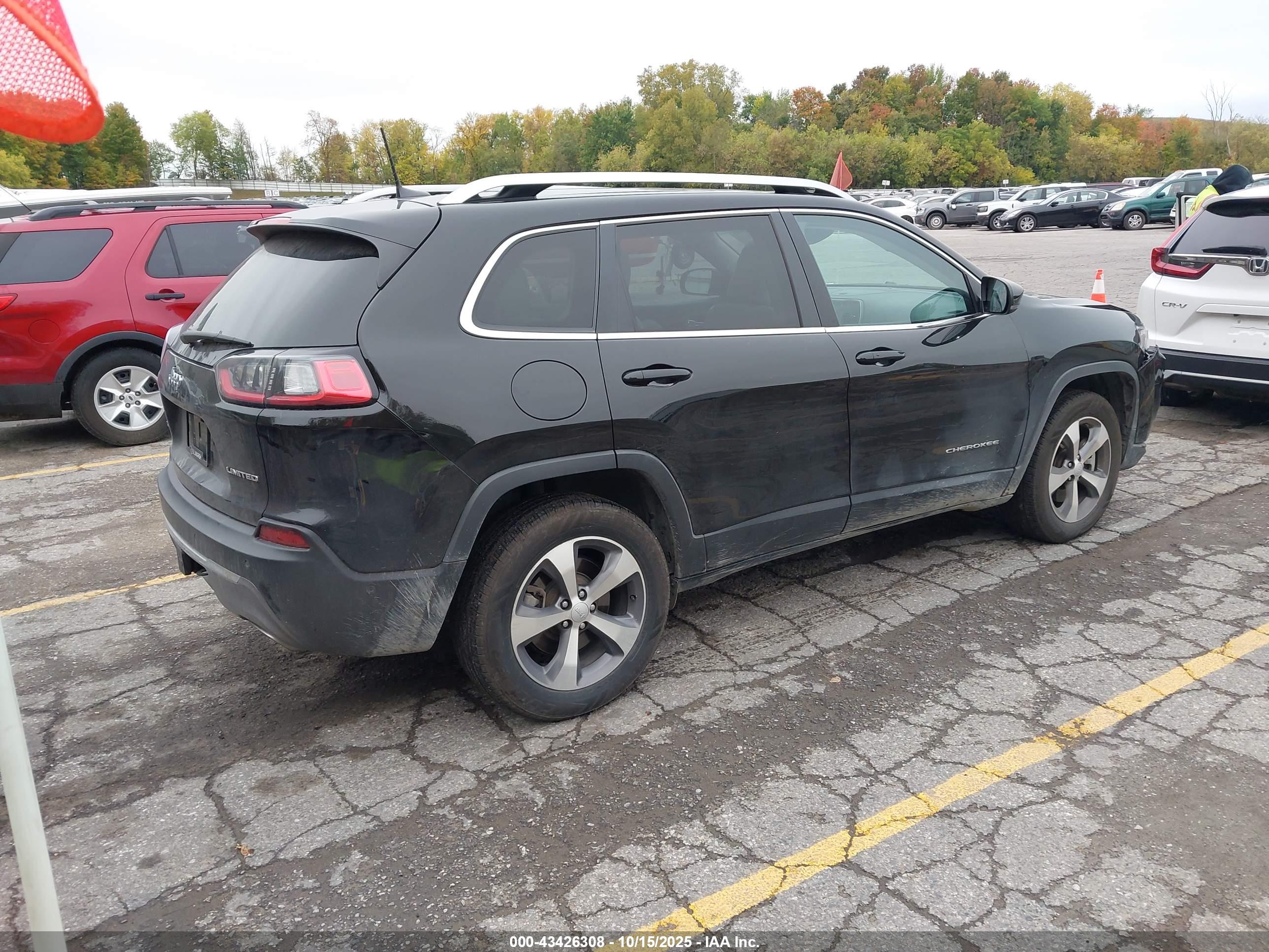 JEEP CHEROKEE image 4