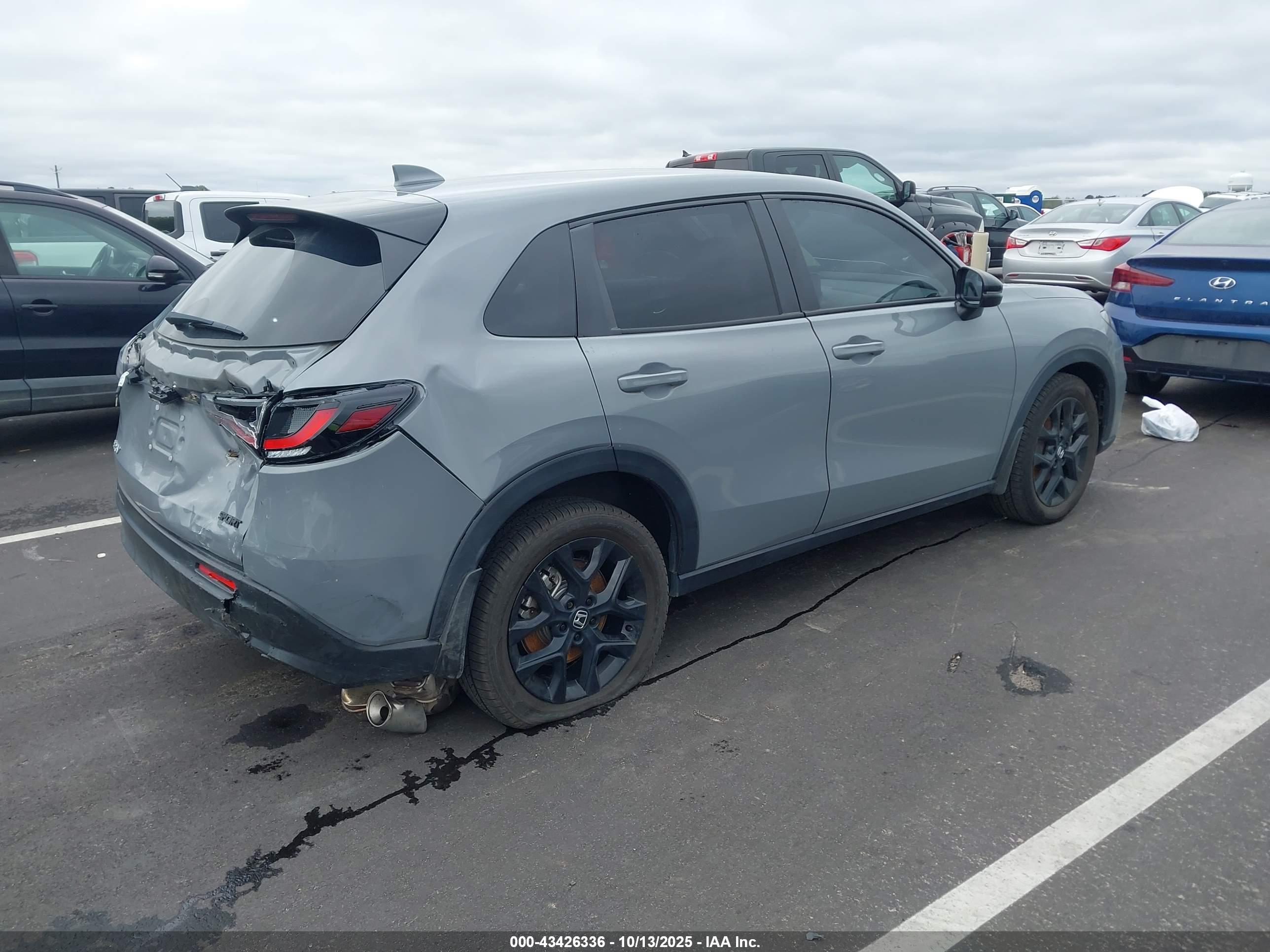 HONDA HR-V image 4