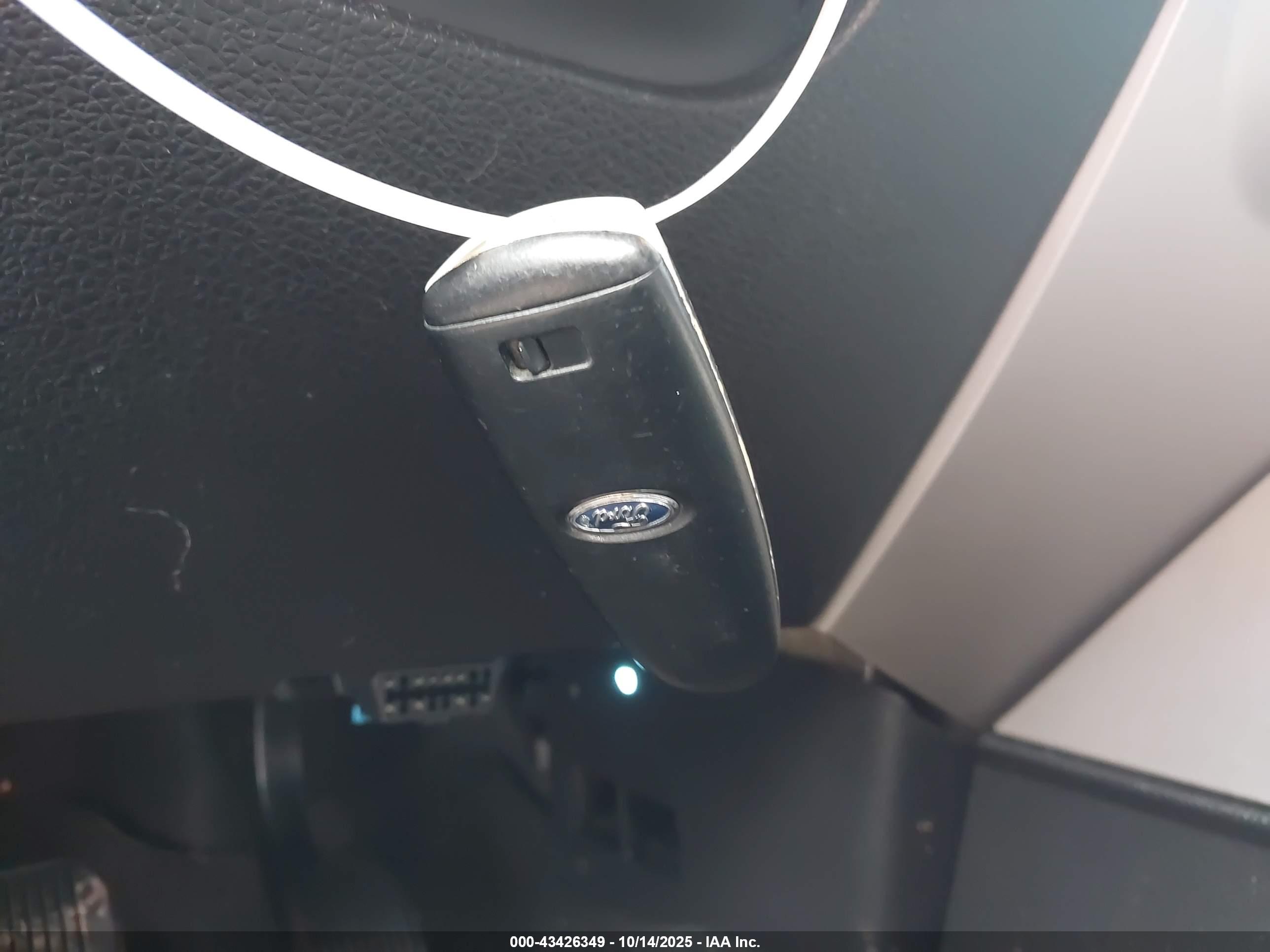 FORD EXPEDITION image 11