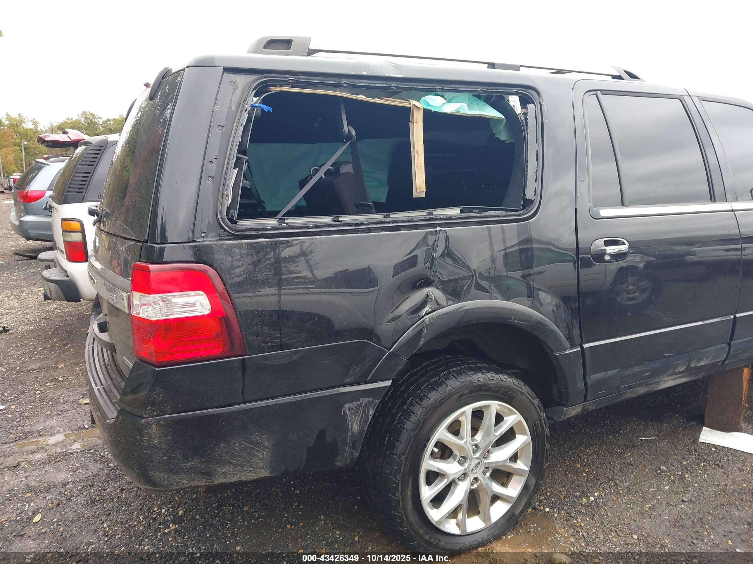 FORD EXPEDITION image 6