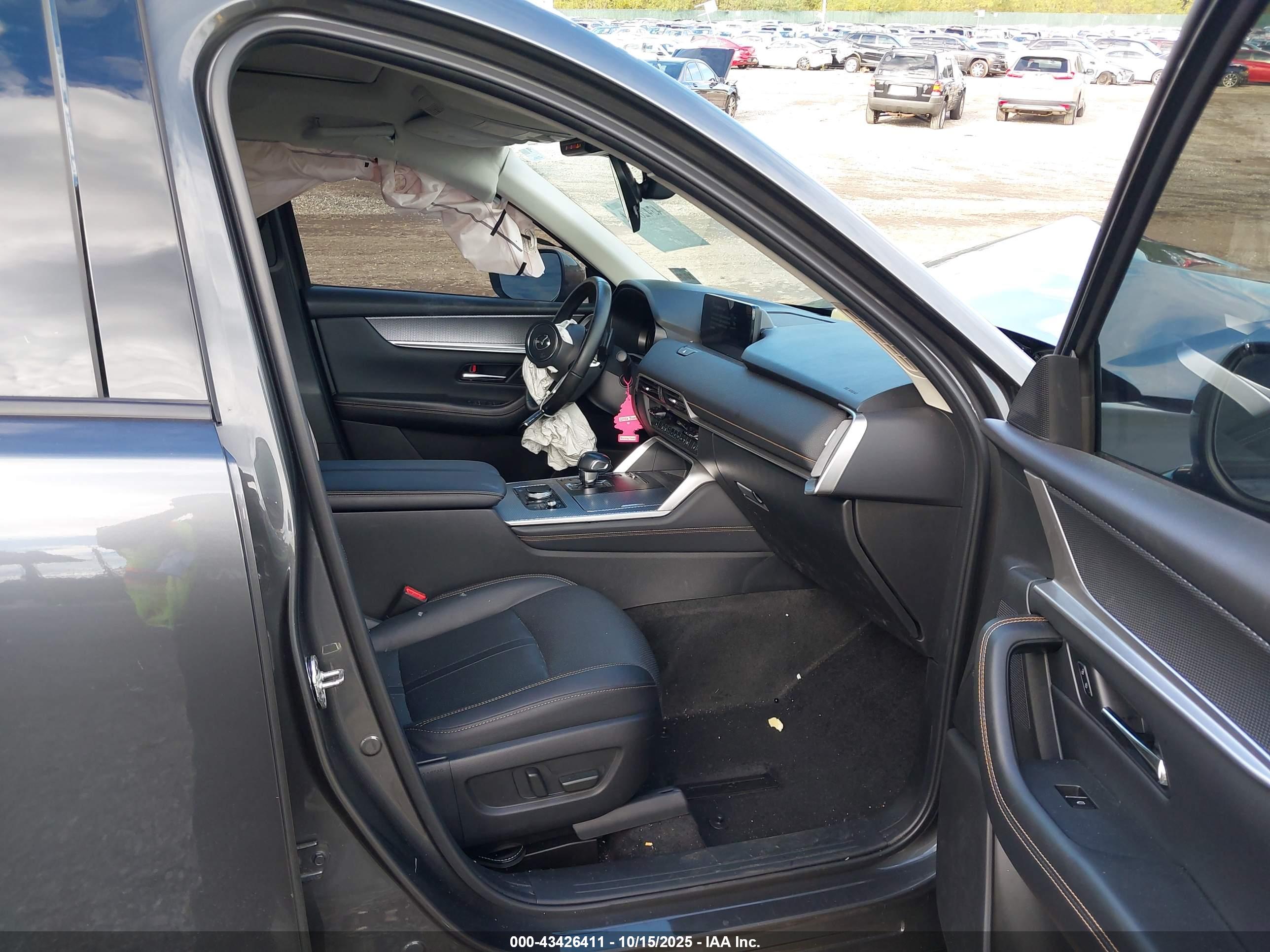MAZDA CX-90 image 5