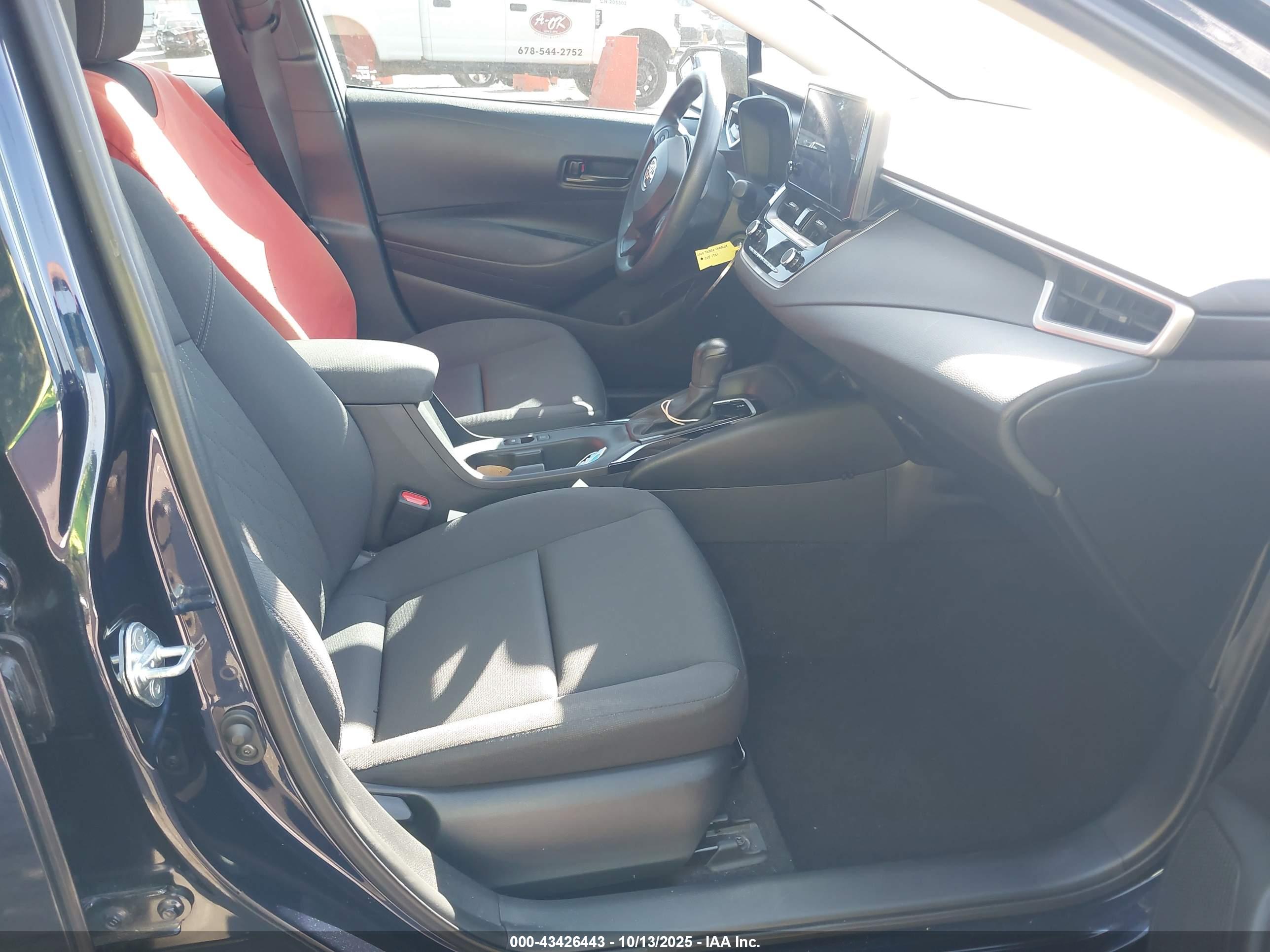 TOYOTA COROLLA image 5